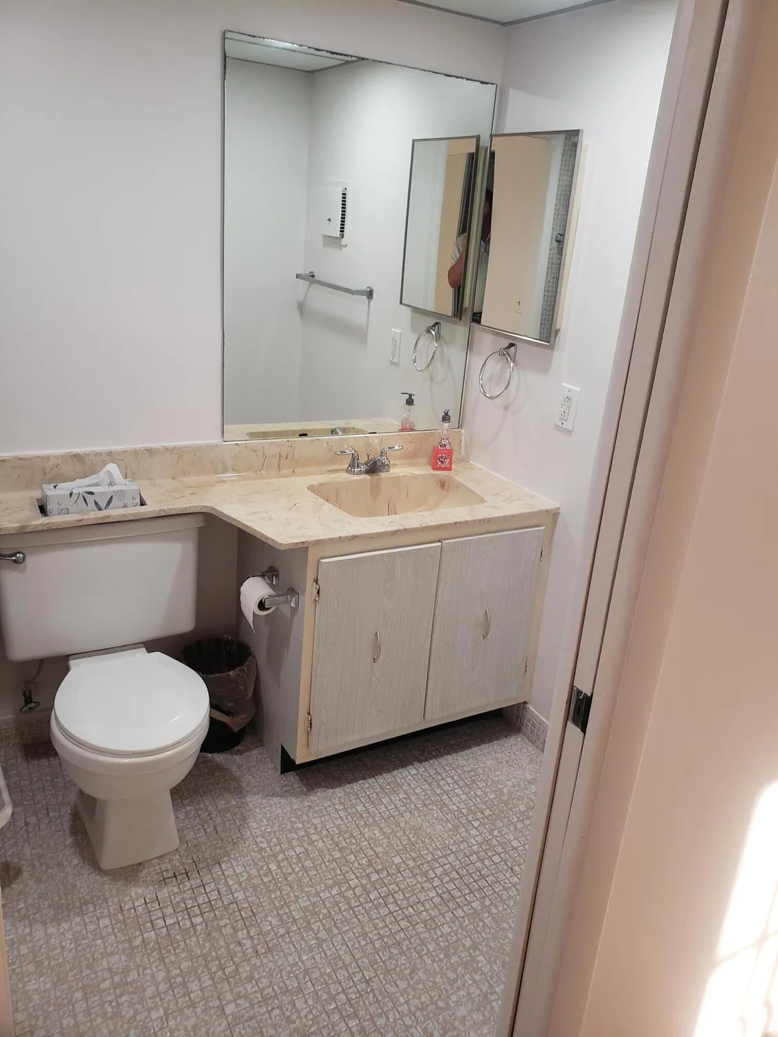 Property Slideshow image 11 of 19 | 688 burgundy o o, Delray Beach, FL, 33484