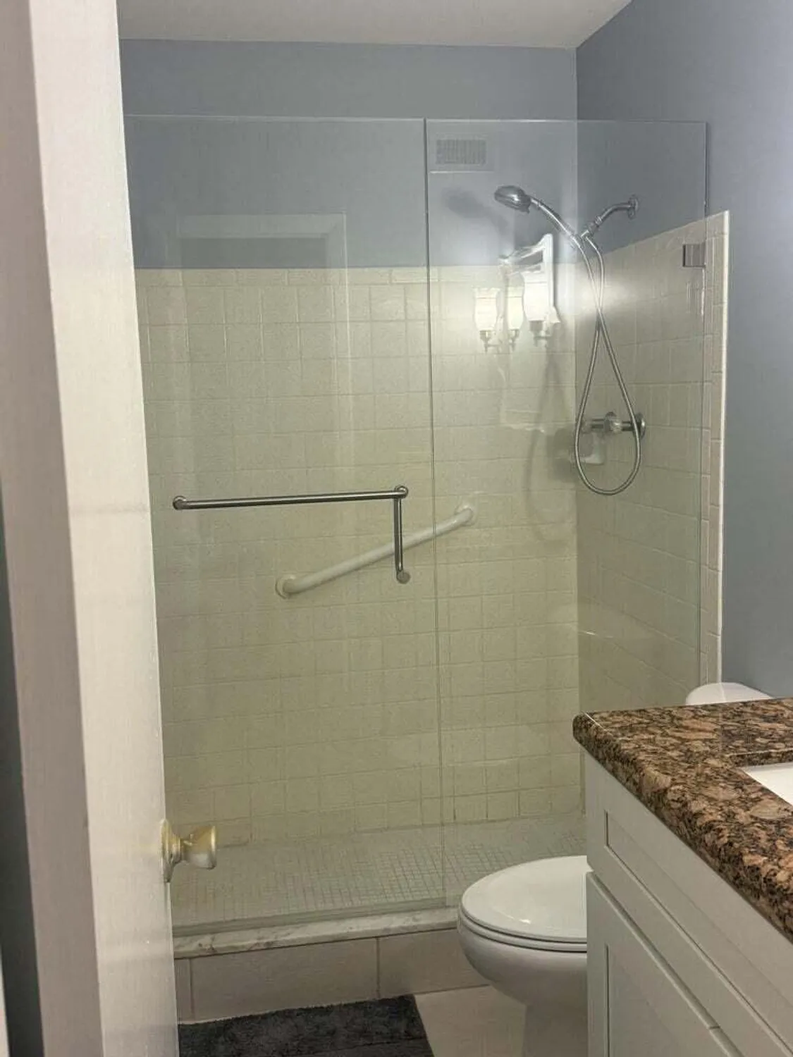 Property Slideshow image 7 of 8 | 2929 se ocean blvd 122-4, Stuart, FL, 34996