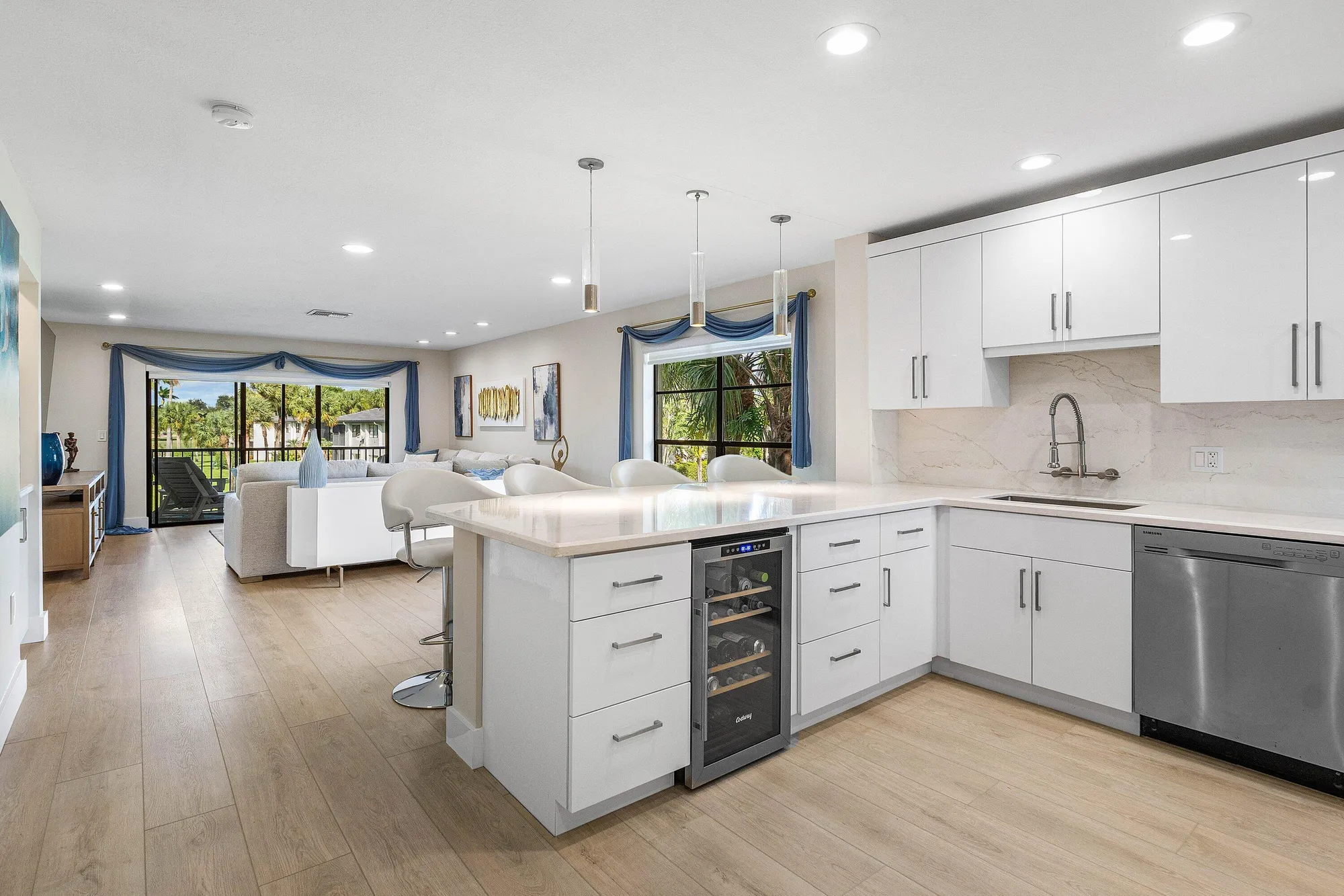 Property Slideshow image 1 of 53 | 35 southport ln h, Boynton Beach, FL, 33436