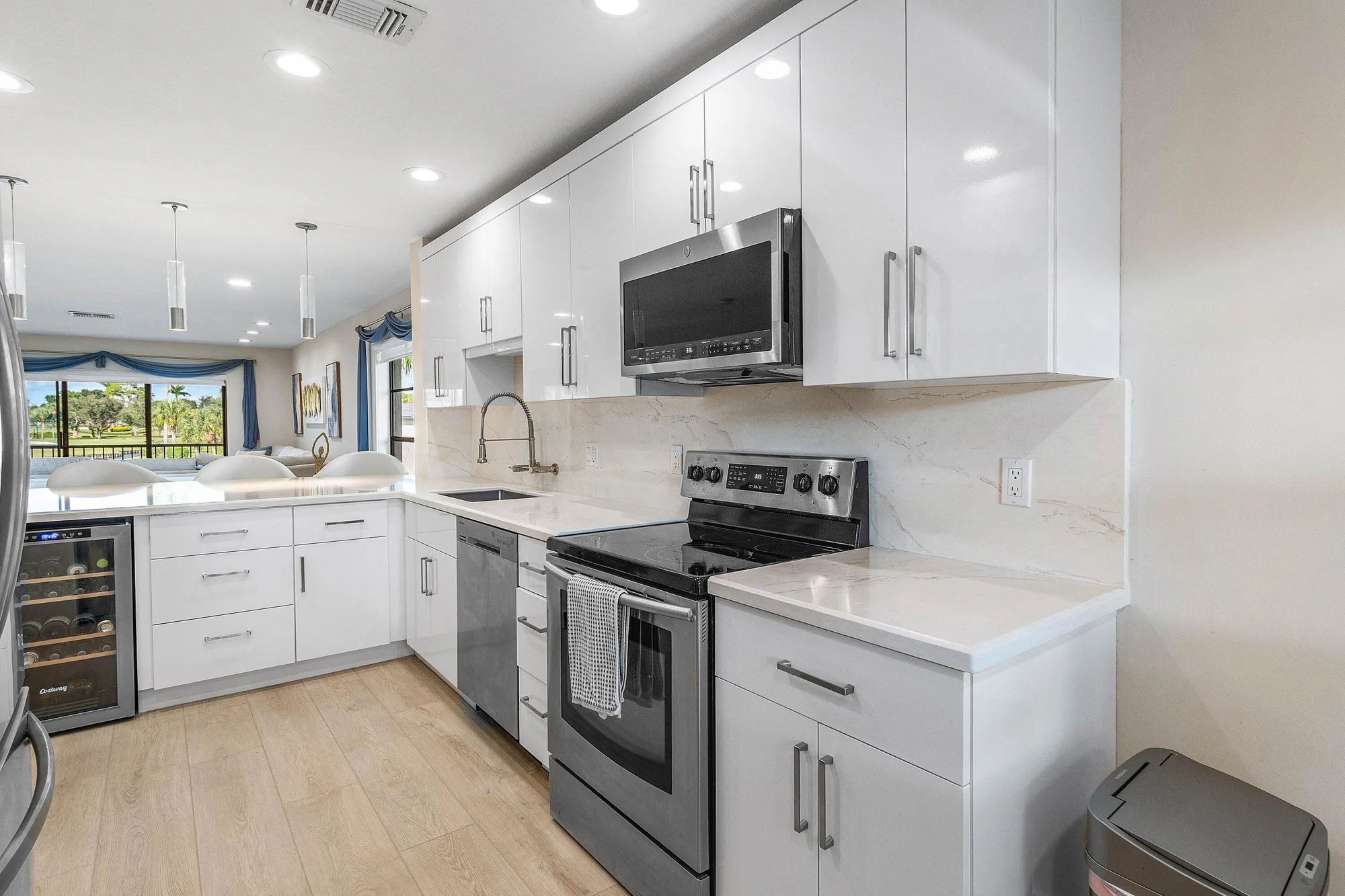 Property Slideshow image 3 of 53 | 35 southport ln h, Boynton Beach, FL, 33436