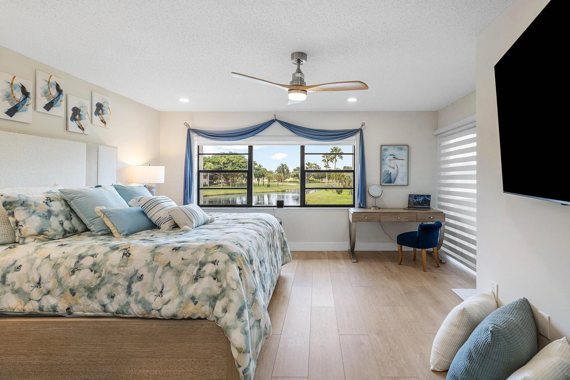 Property Slideshow image 15 of 53 | 35 southport ln h, Boynton Beach, FL, 33436
