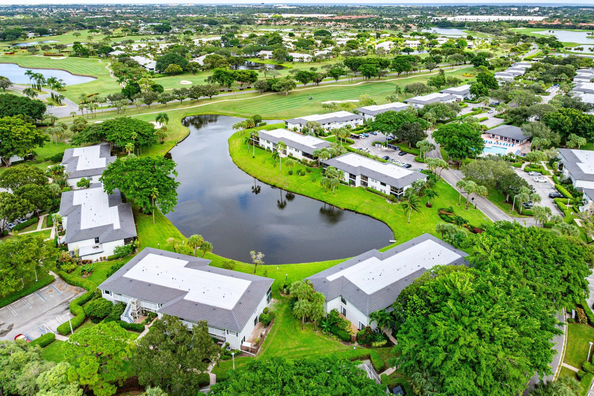 Property Slideshow image 34 of 53 | 35 southport ln h, Boynton Beach, FL, 33436