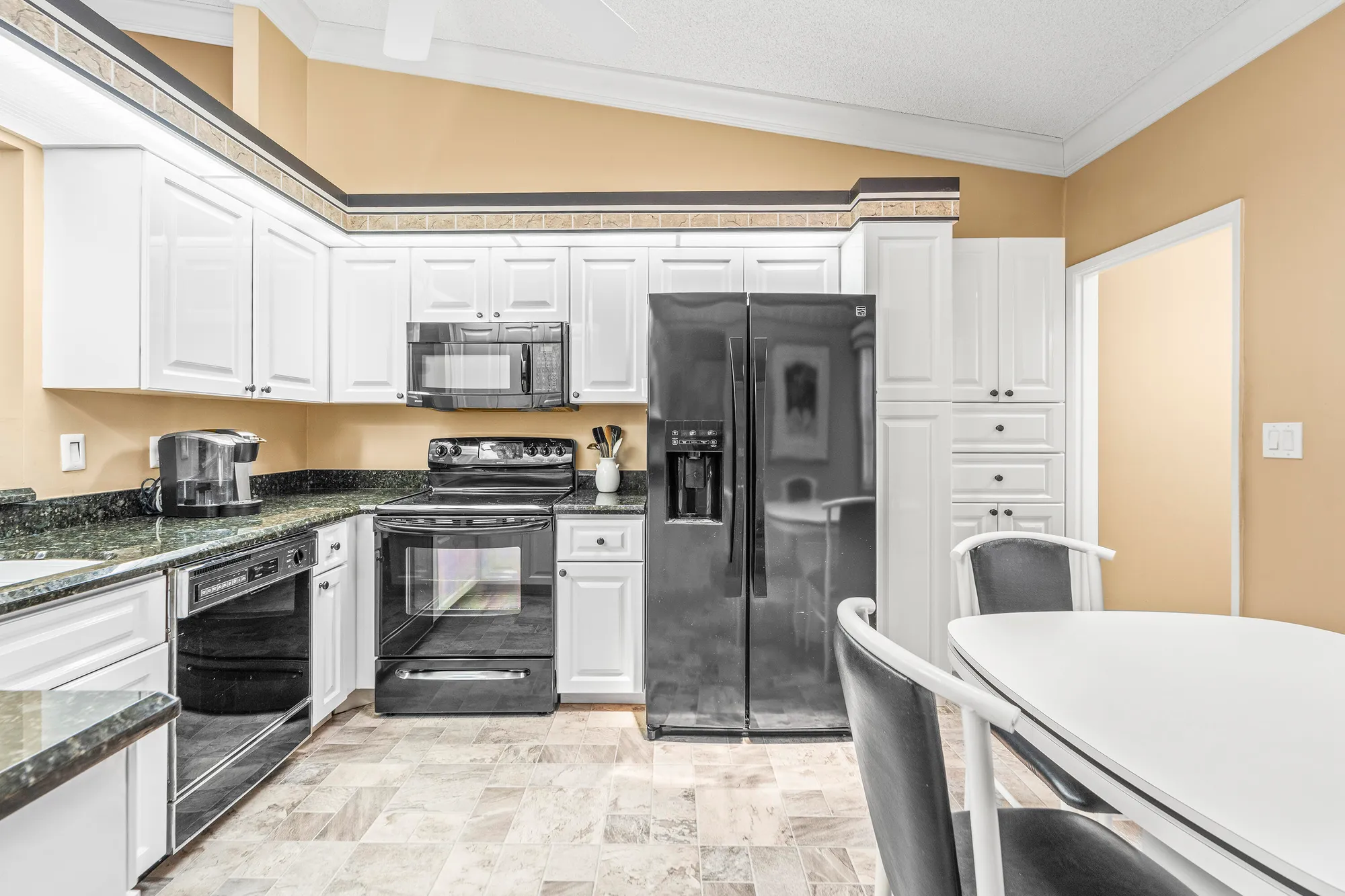 Property Slideshow image 5 of 63 | 6067 kings gate cir, Delray Beach, FL, 33484