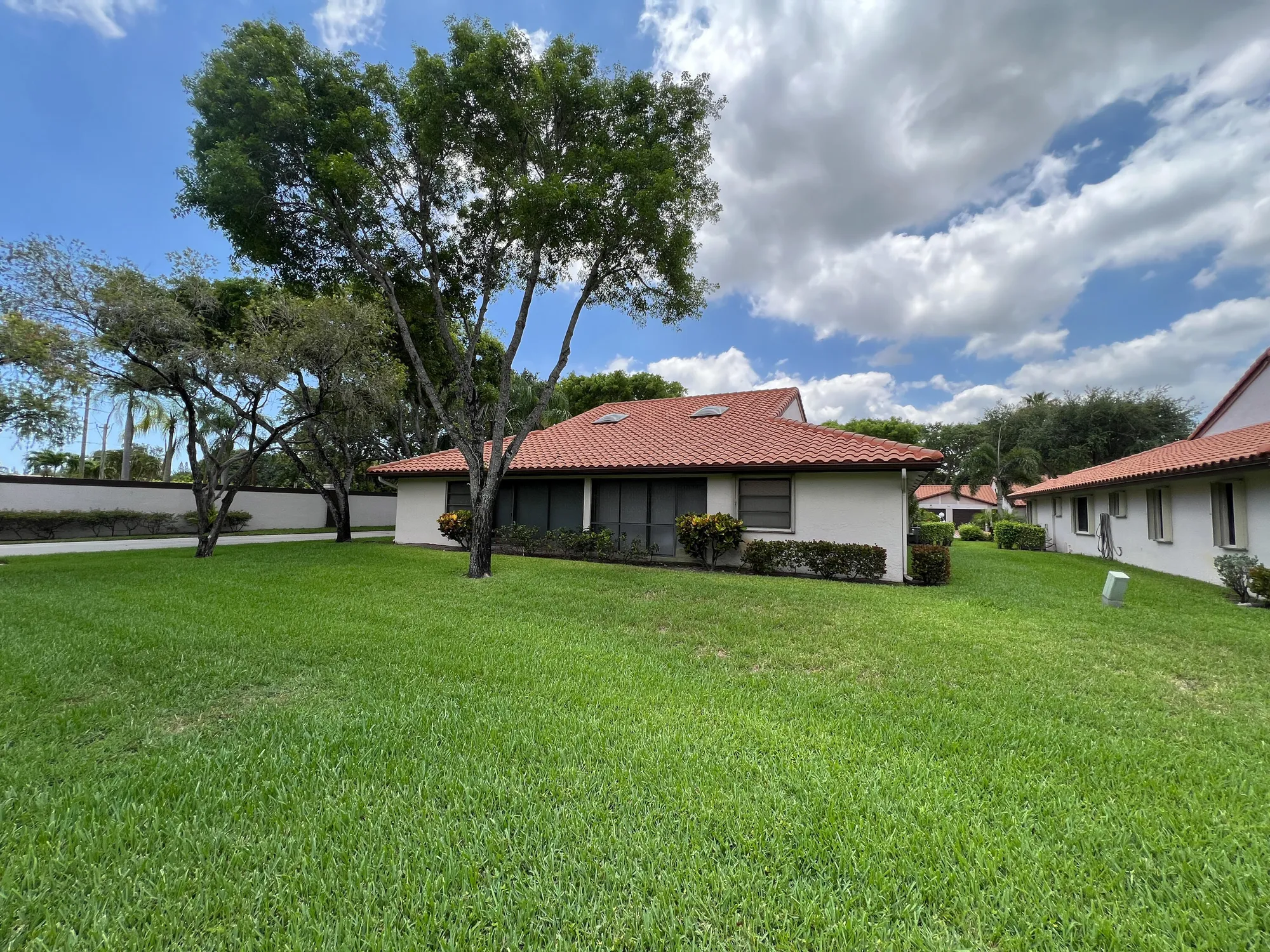 Property Slideshow image 37 of 63 | 6067 kings gate cir, Delray Beach, FL, 33484