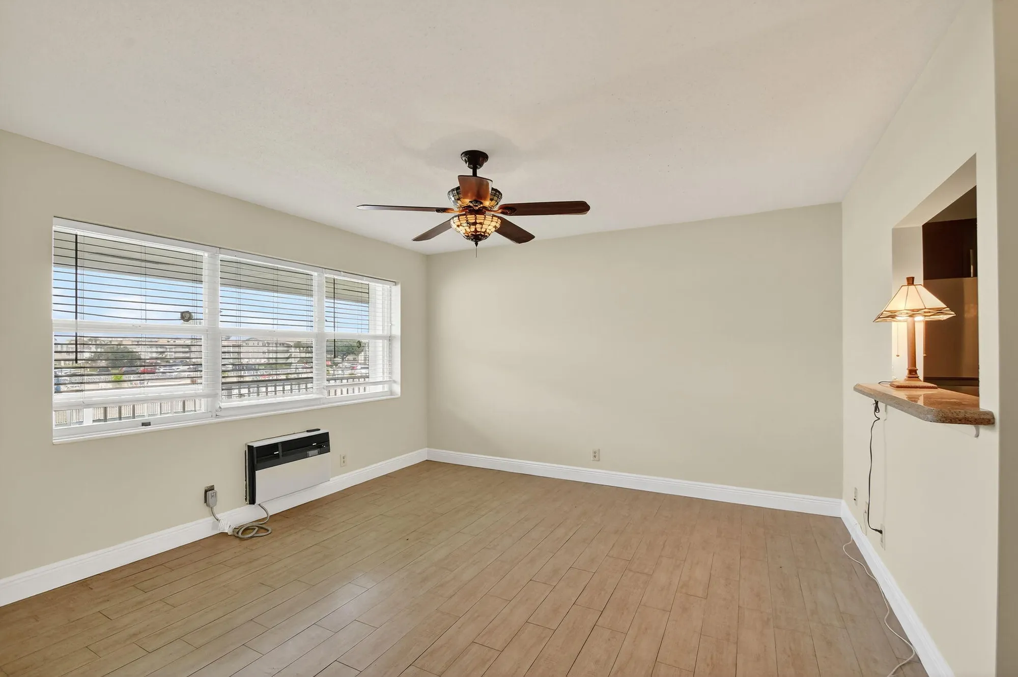 Property Slideshow image 6 of 41 | 560 horizons 210, Boynton Beach, FL, 33435