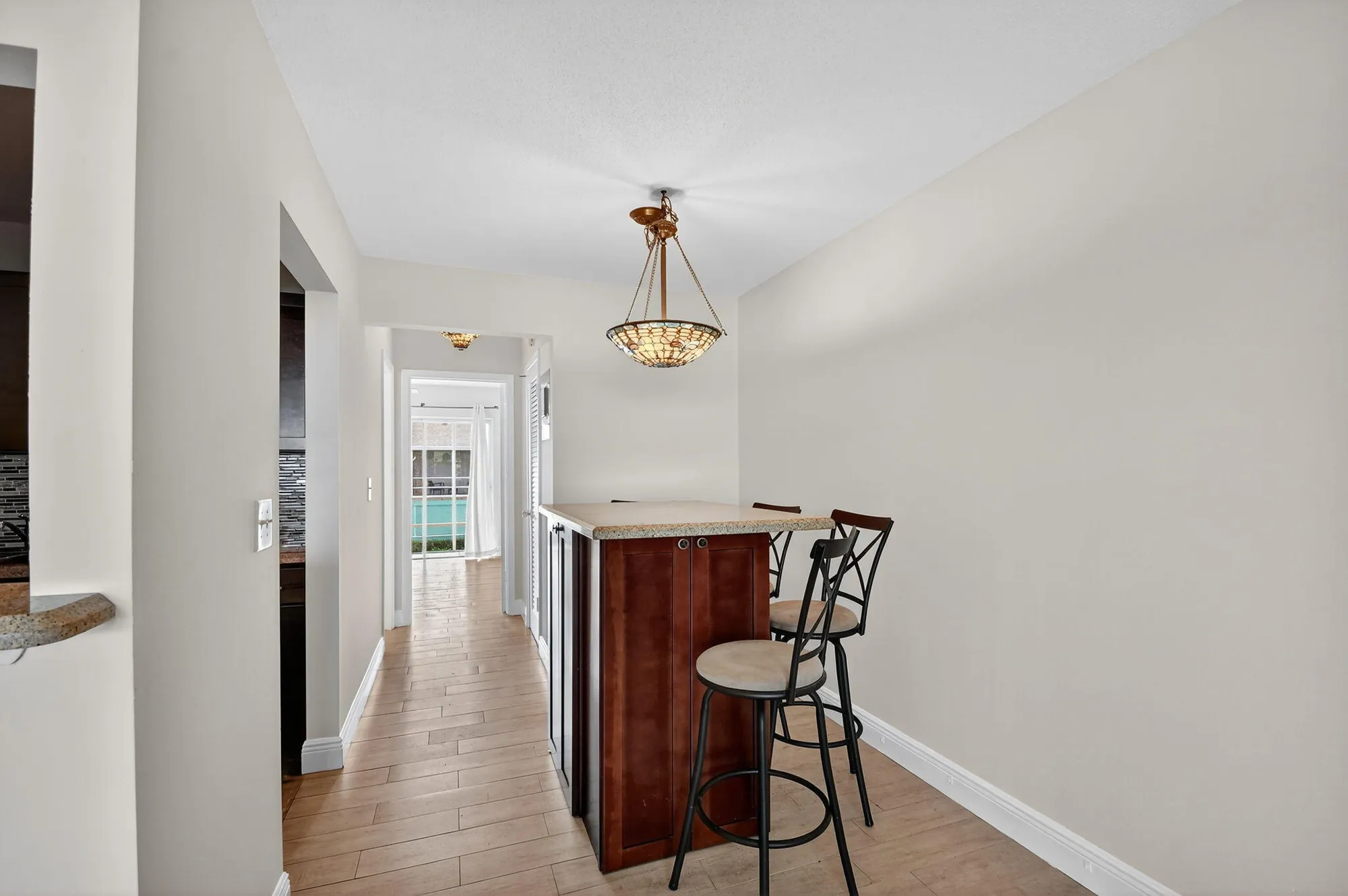 Property Slideshow image 11 of 41 | 560 horizons 210, Boynton Beach, FL, 33435