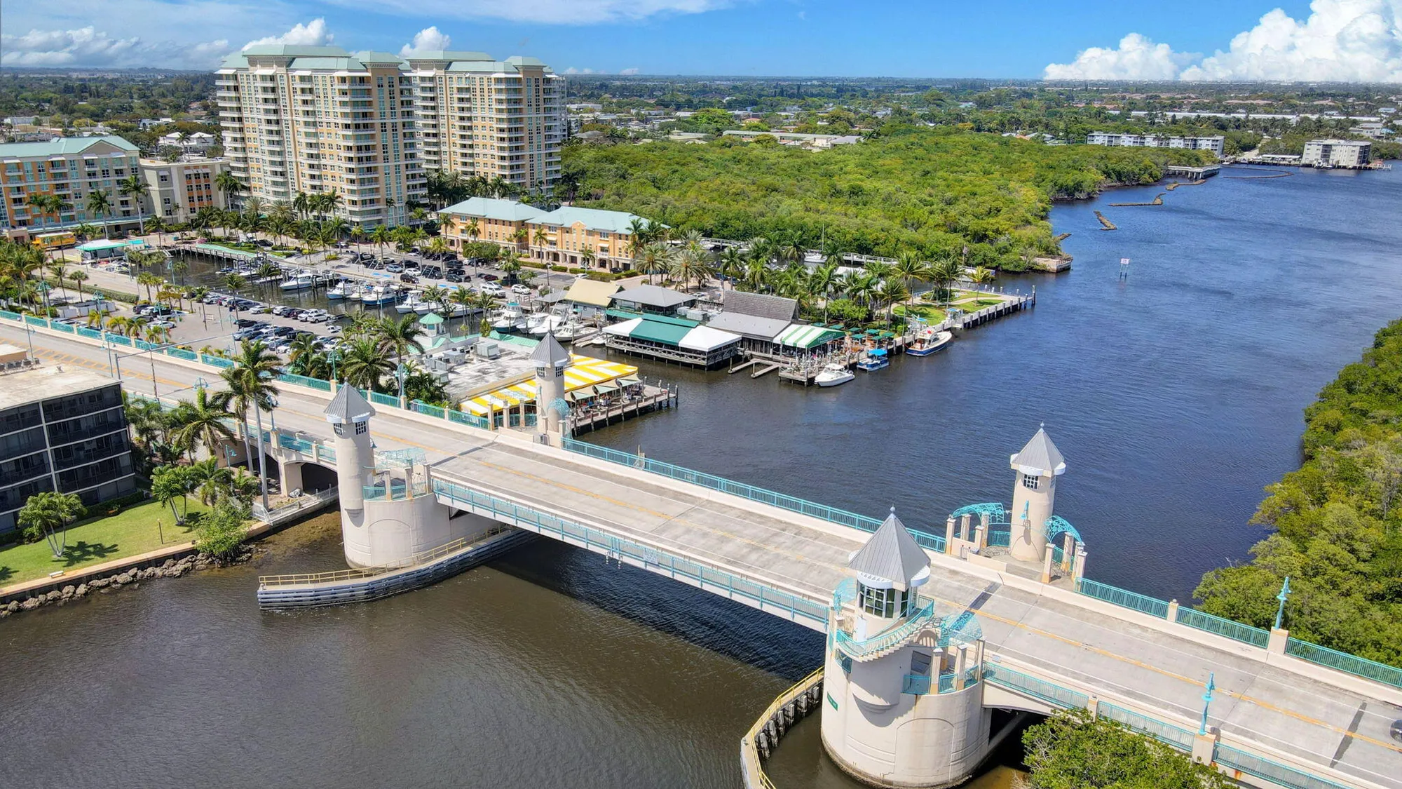 Property Slideshow image 30 of 41 | 560 horizons 210, Boynton Beach, FL, 33435