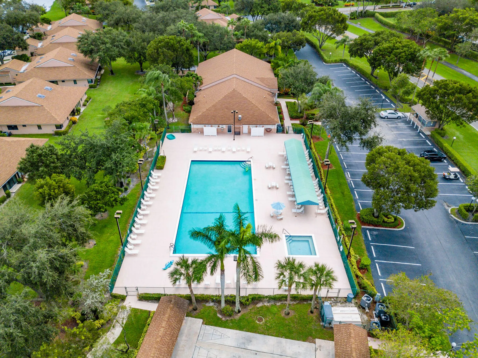 Property Slideshow image 27 of 40 | 8282 springlake dr f, Boca Raton, FL, 33496