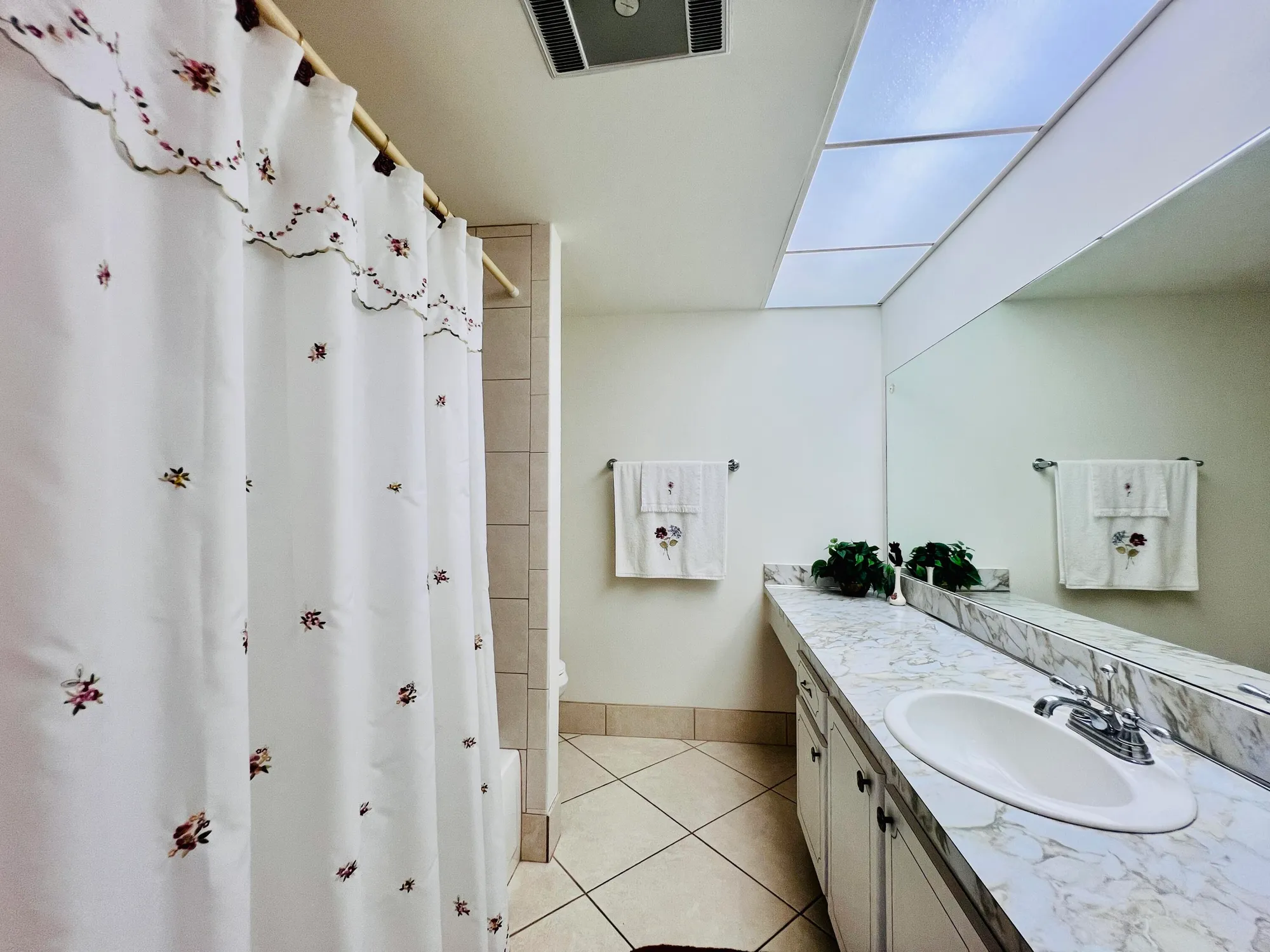 Property Slideshow image 7 of 18 | 213 wellington d, West Palm Beach, FL, 33417