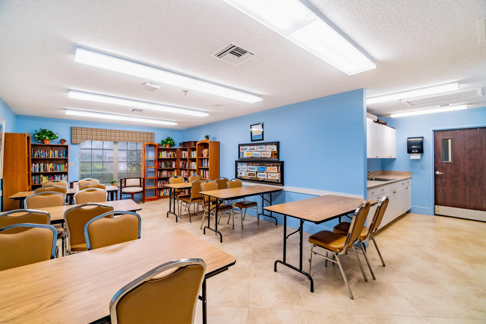 Property Slideshow image 36 of 40 | 8282 springlake dr f, Boca Raton, FL, 33496