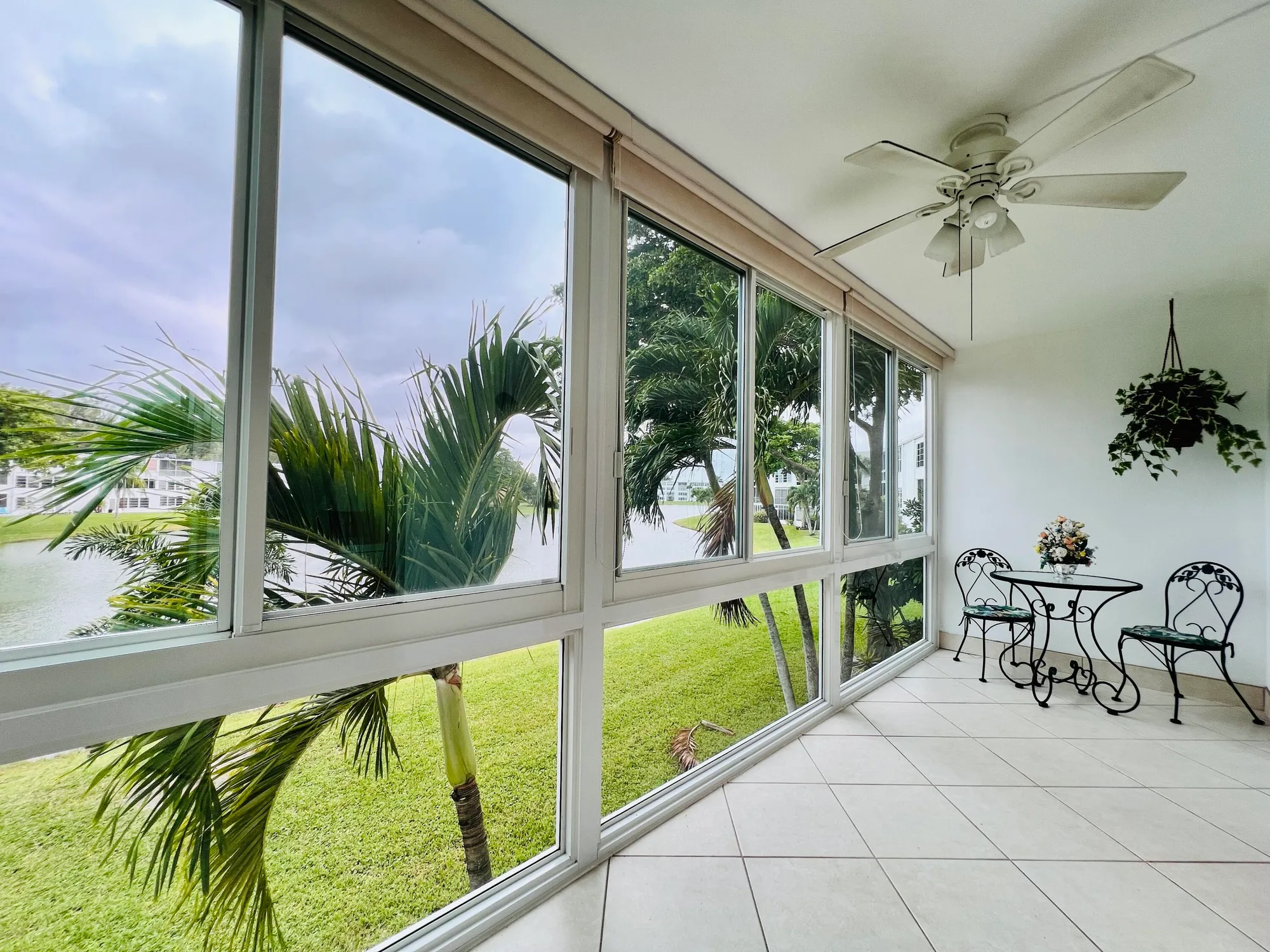 Property Slideshow image 10 of 18 | 213 wellington d, West Palm Beach, FL, 33417
