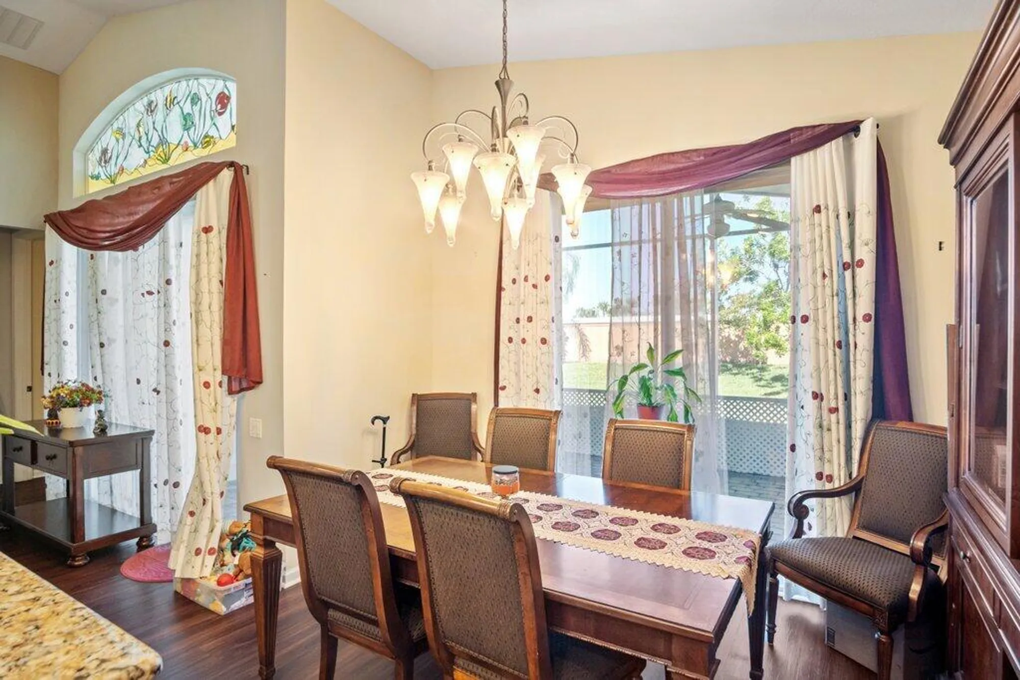 Property Slideshow image 22 of 65 | 11660 sw mountain ash cir, Port Saint Lucie, FL, 34987