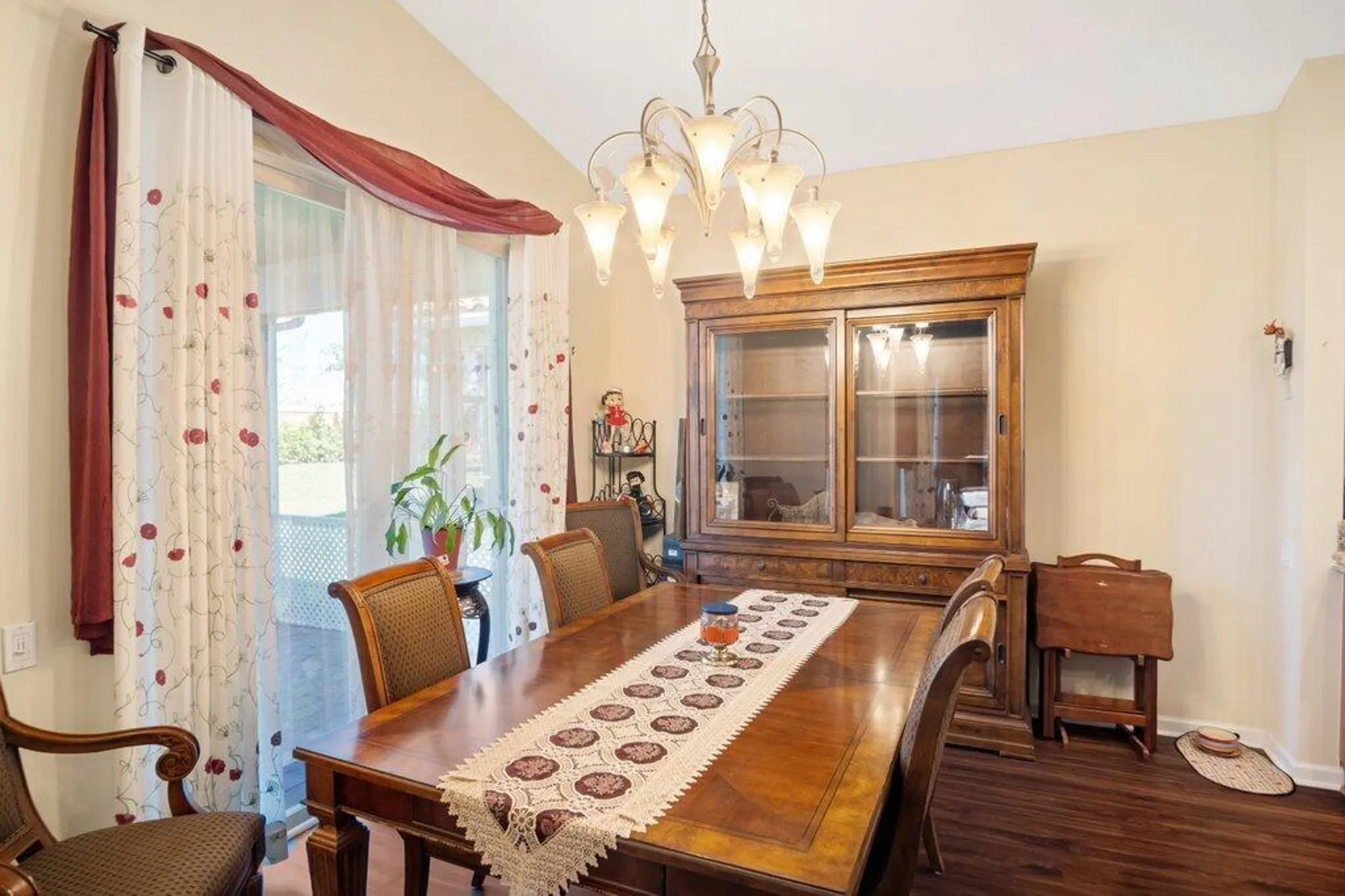 Property Slideshow image 21 of 65 | 11660 sw mountain ash cir, Port Saint Lucie, FL, 34987