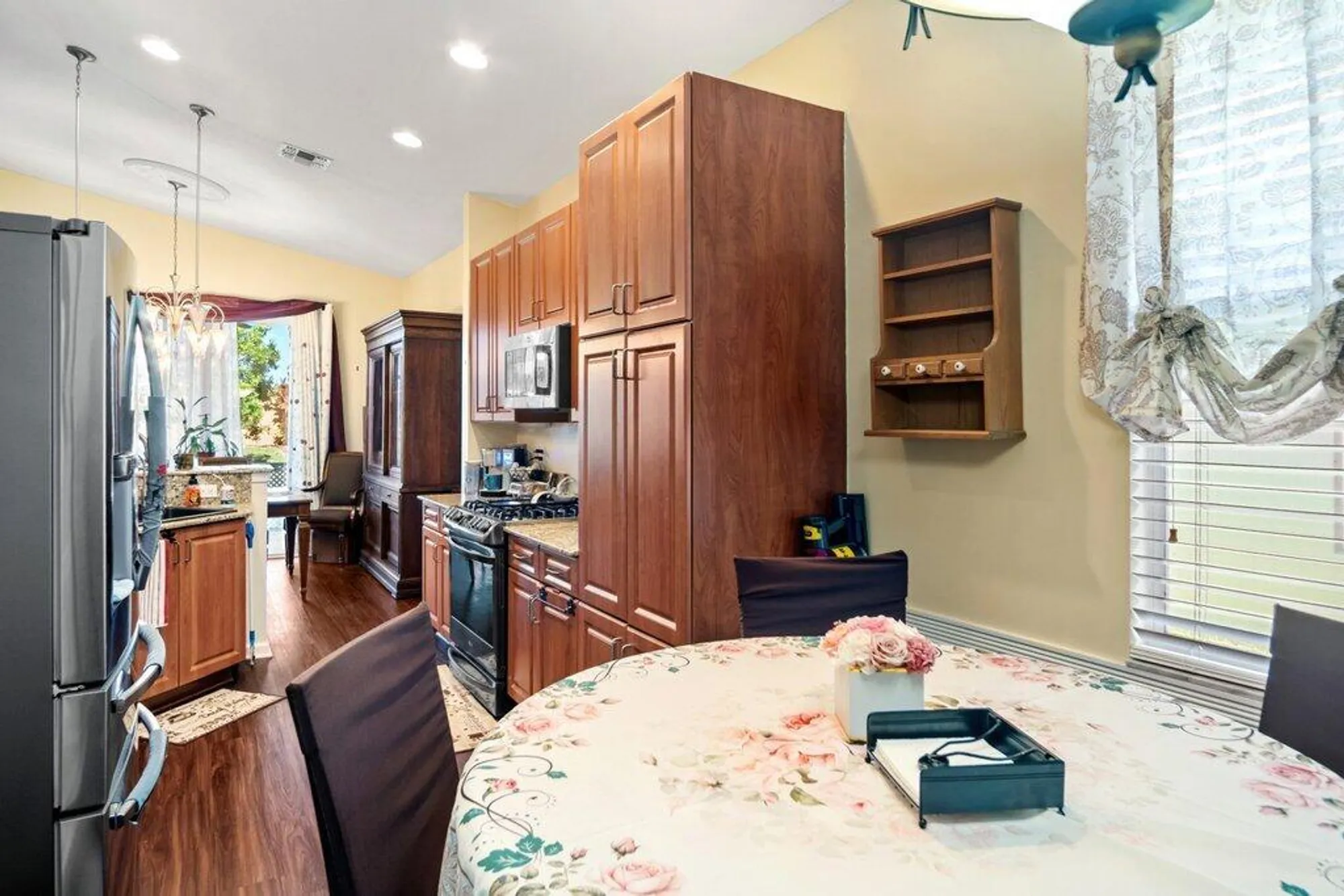 Property Slideshow image 15 of 65 | 11660 sw mountain ash cir, Port Saint Lucie, FL, 34987