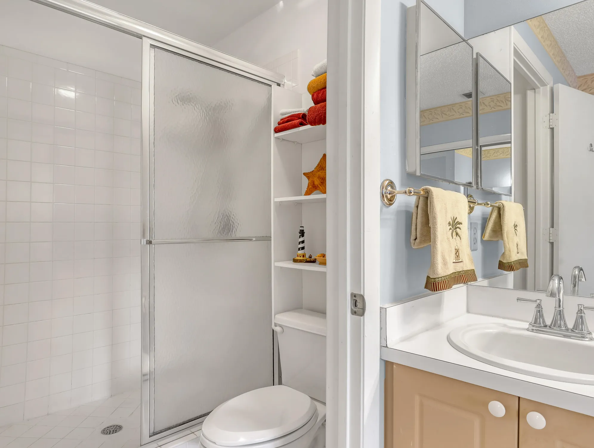 Property Slideshow image 23 of 57 | 3283 jog park dr, Greenacres, FL, 33467