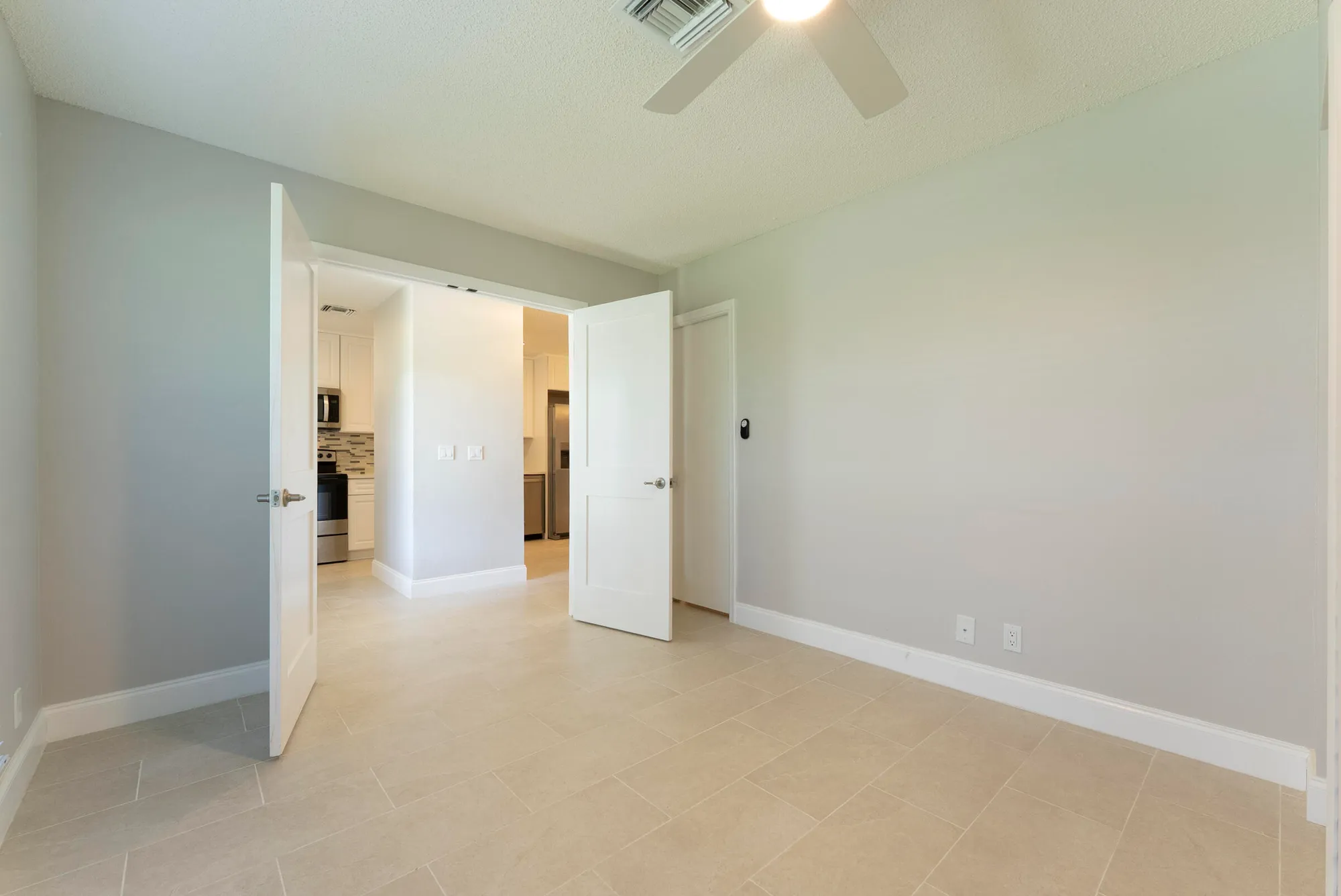 Property Slideshow image 18 of 35 | 2501 del aire blvd 20-b, Delray Beach, FL, 33445