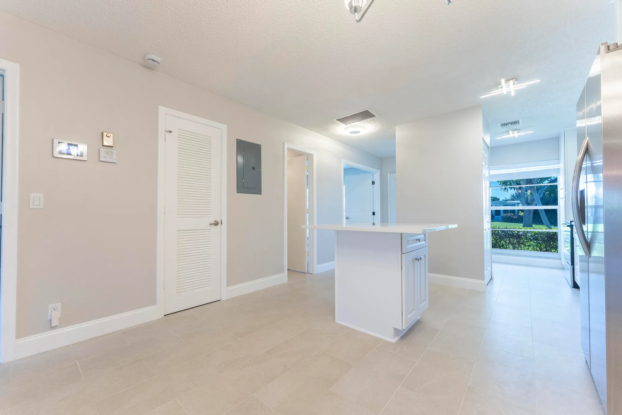 Property Slideshow image 6 of 35 | 2501 del aire blvd 20-b, Delray Beach, FL, 33445