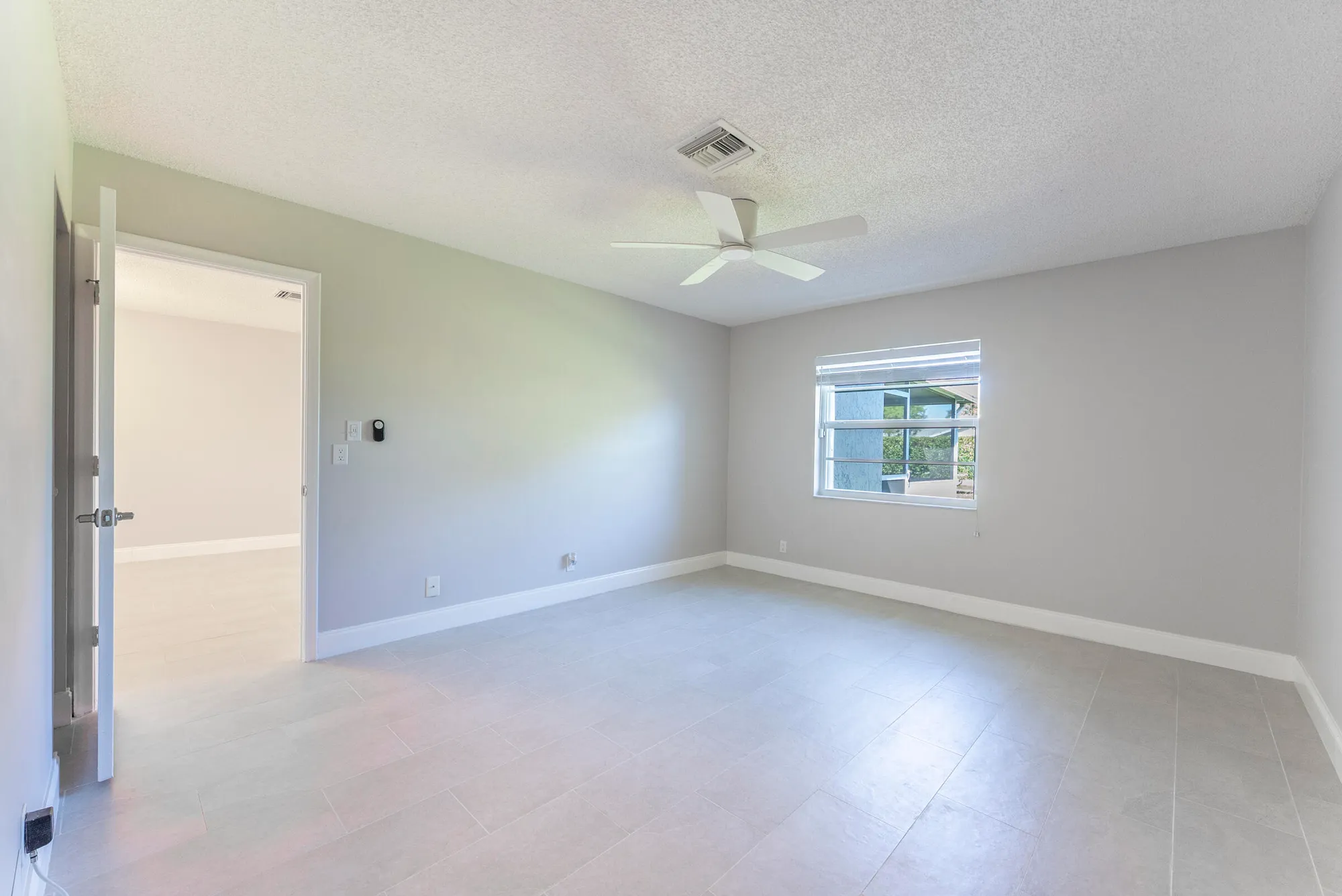 Property Slideshow image 13 of 35 | 2501 del aire blvd 20-b, Delray Beach, FL, 33445