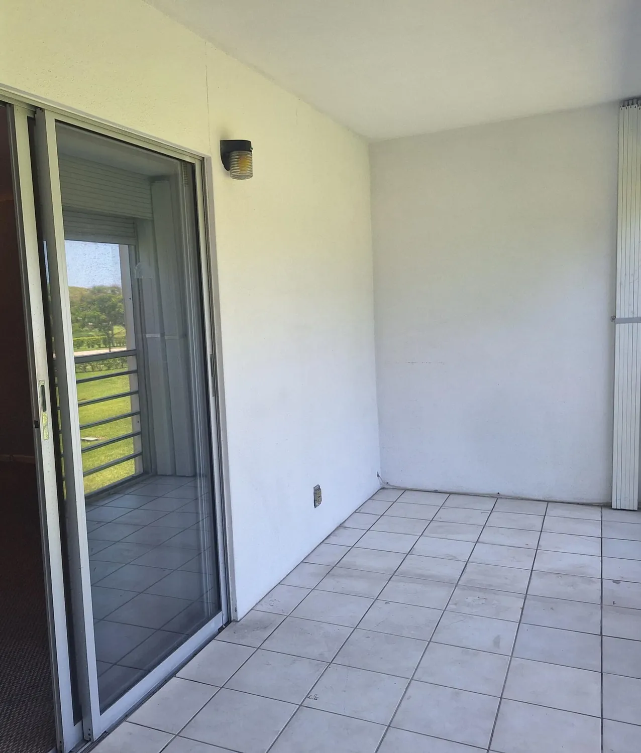 Property Slideshow image 14 of 36 | 2092 wolverton e, Boca Raton, FL, 33434