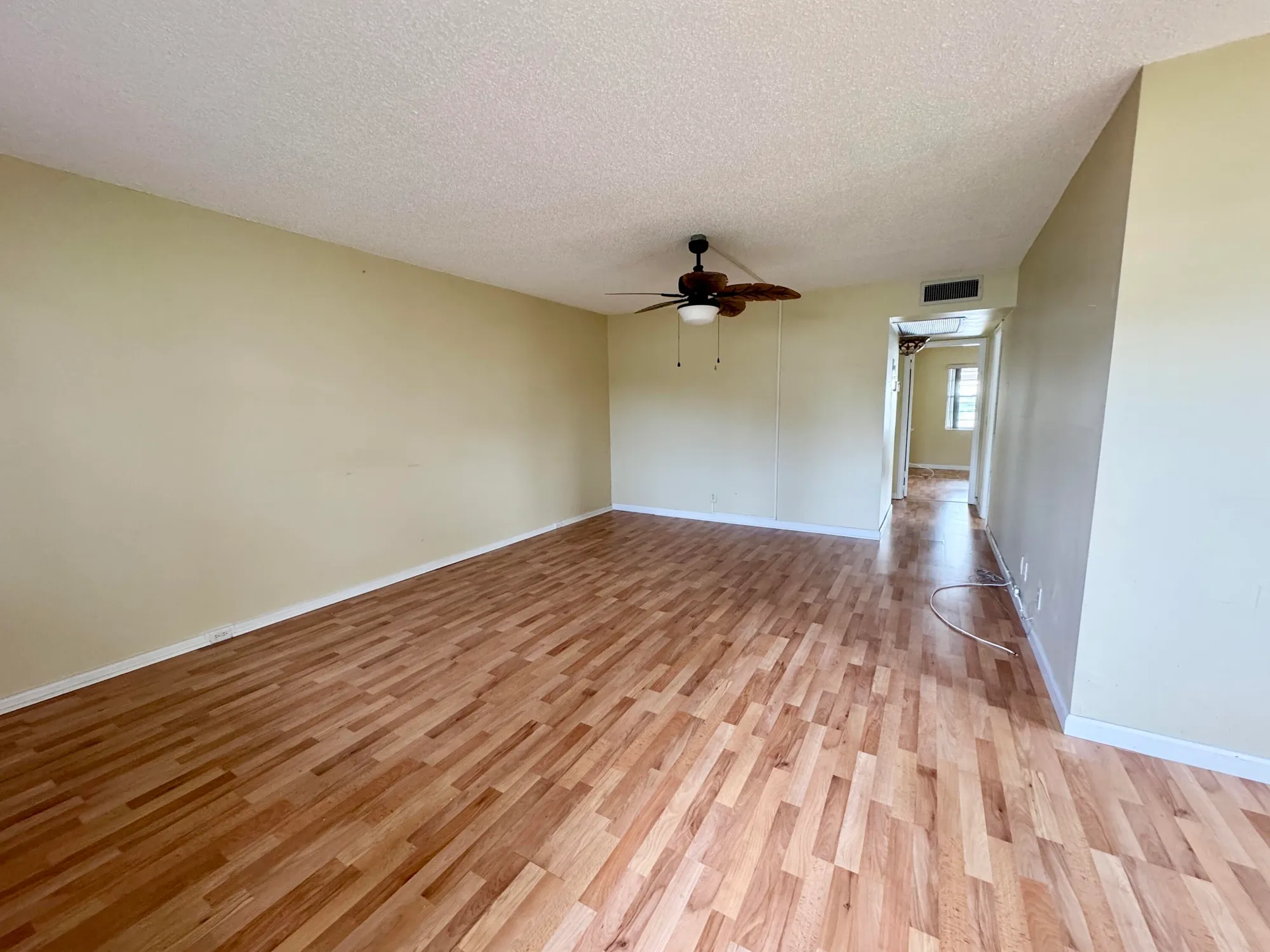 Property Slideshow image 3 of 29 | 393 chatham t, West Palm Beach, FL, 33417