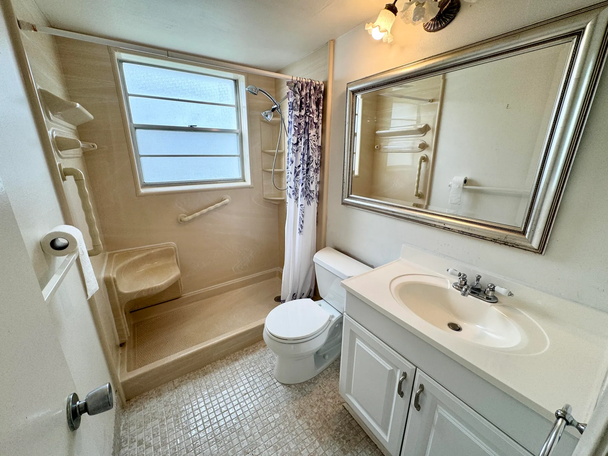 Property Slideshow image 7 of 29 | 393 chatham t, West Palm Beach, FL, 33417