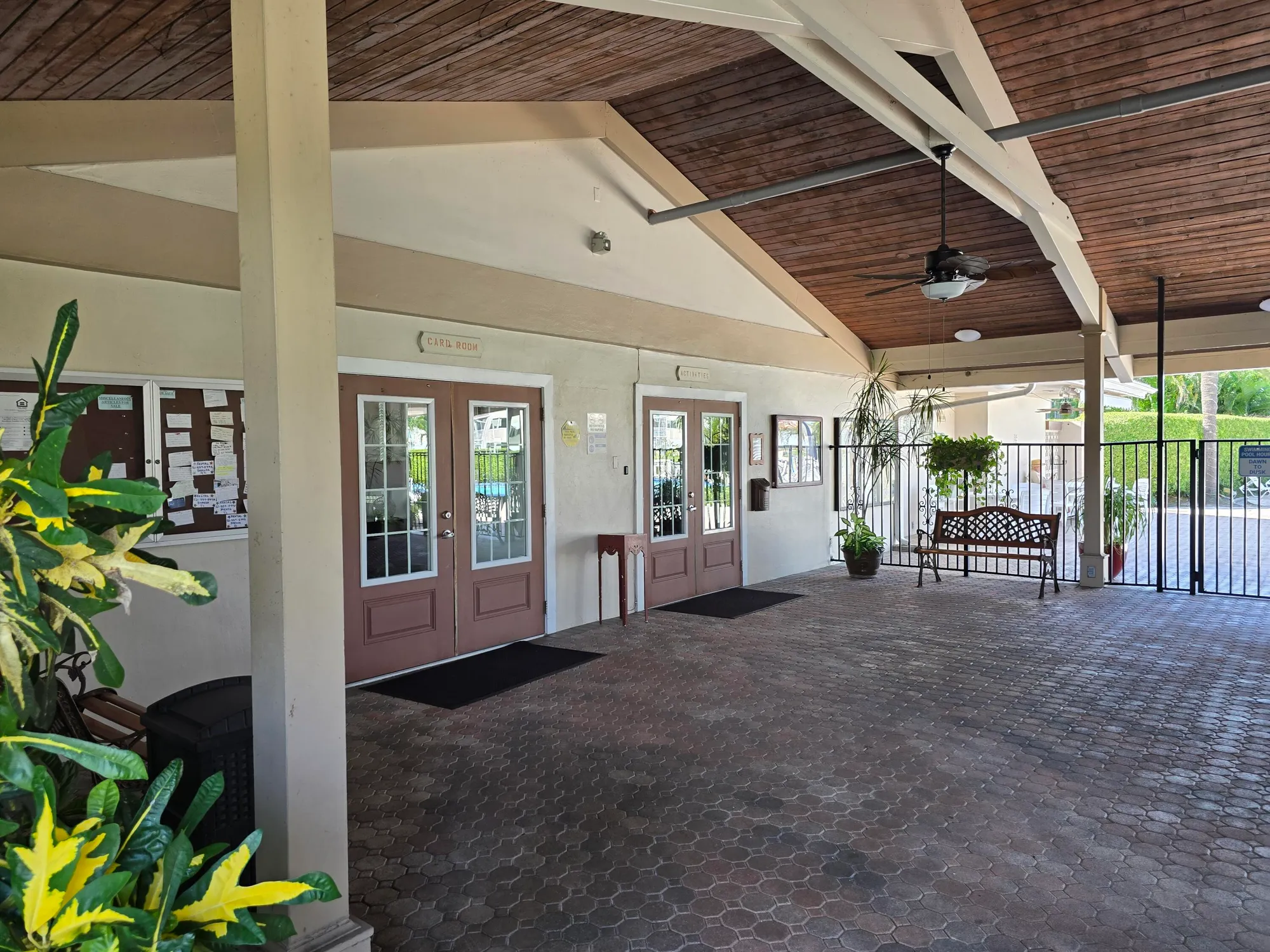 Property Slideshow image 24 of 34 | 2668 garden dr 202, Lake Worth, FL, 33461