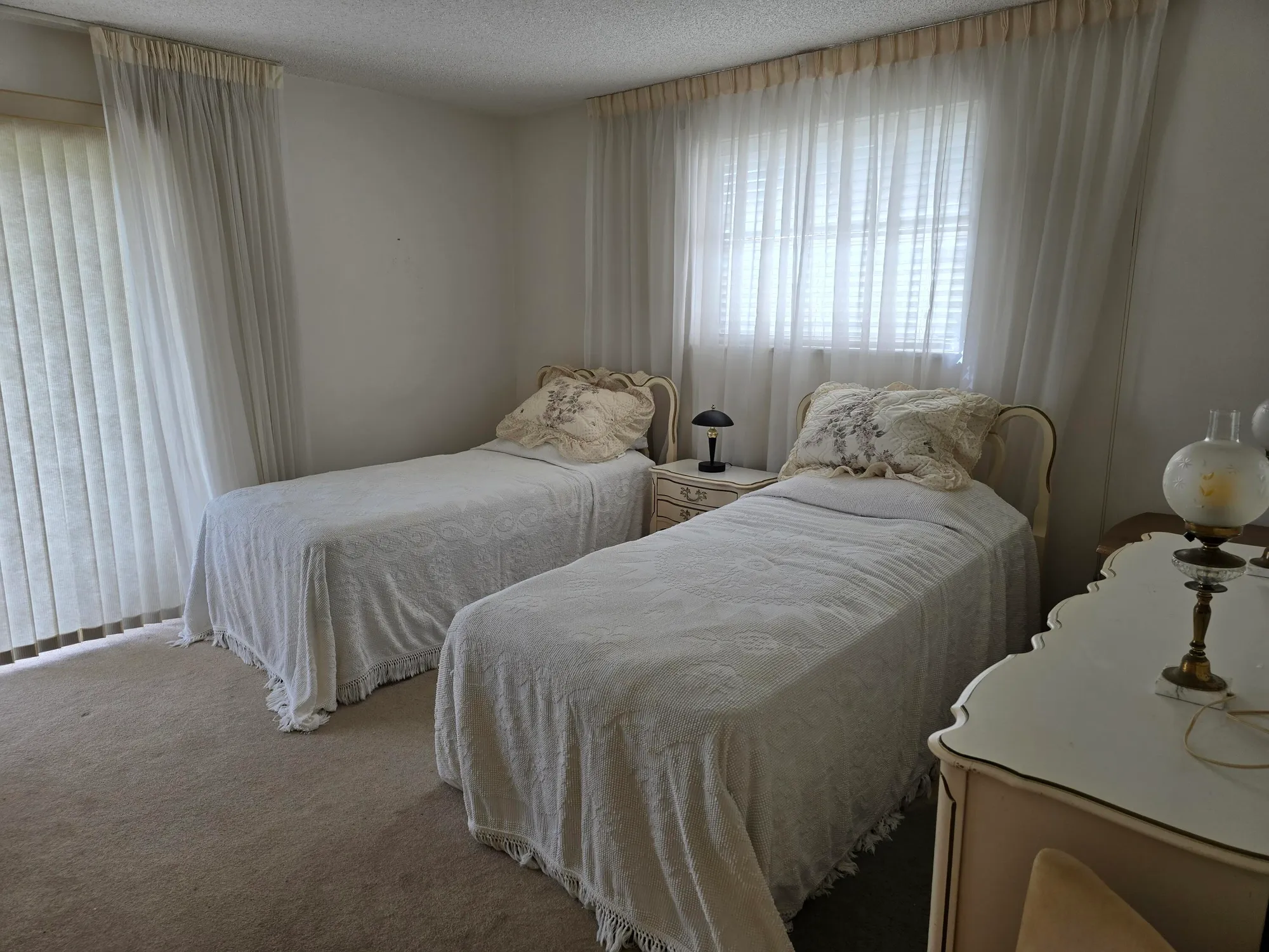 Property Slideshow image 14 of 34 | 2668 garden dr 202, Lake Worth, FL, 33461