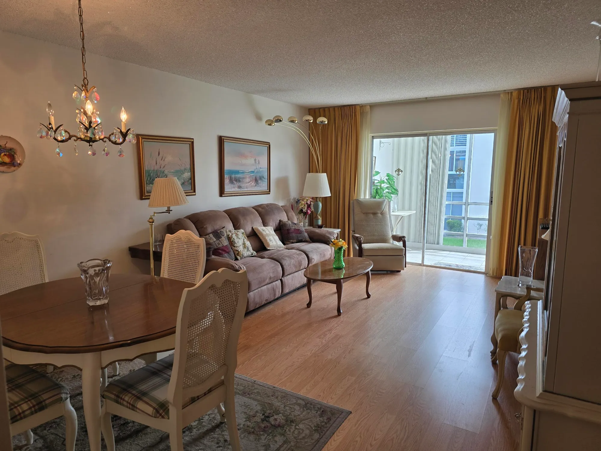Property Slideshow image 3 of 34 | 2668 garden dr 202, Lake Worth, FL, 33461