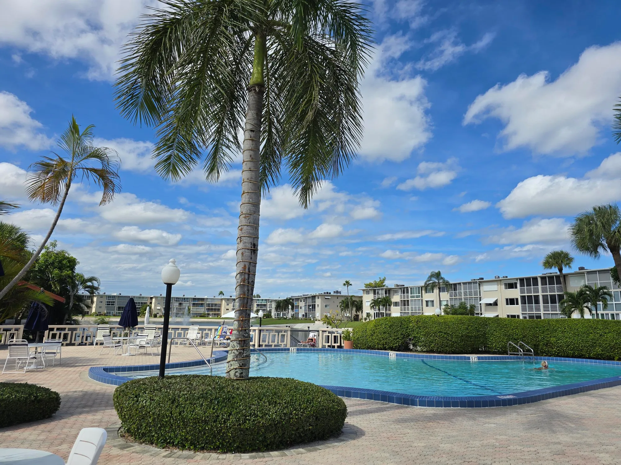 Property Slideshow image 28 of 34 | 2668 garden dr 202, Lake Worth, FL, 33461
