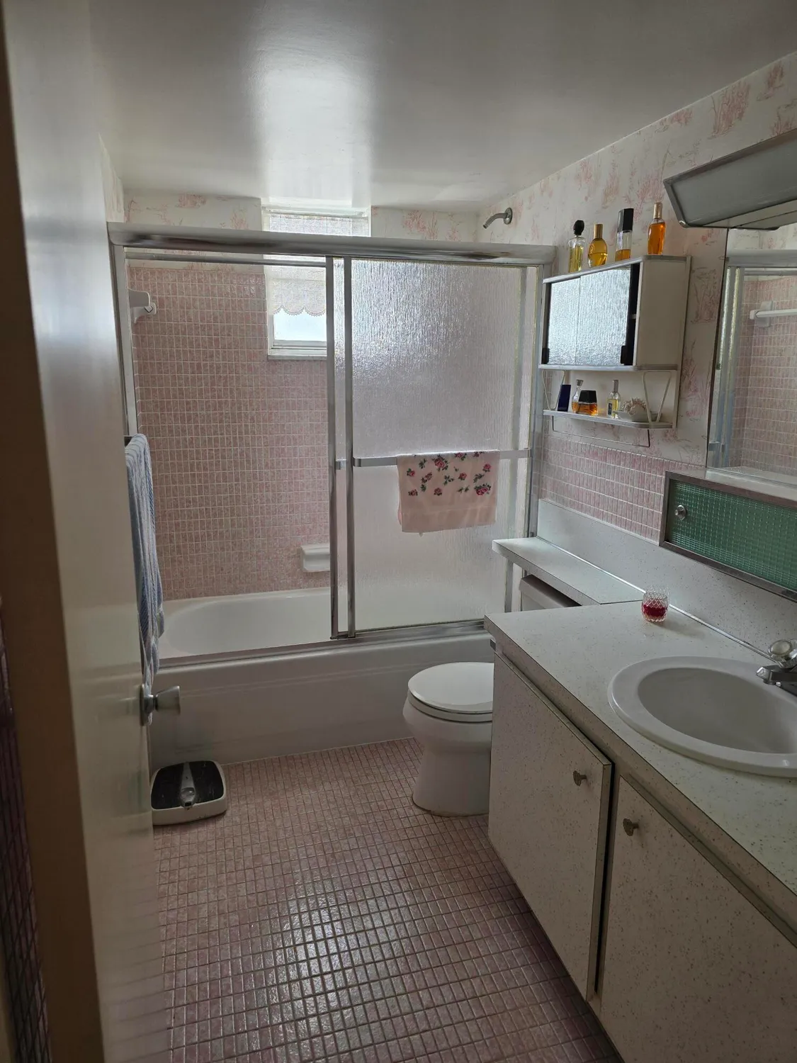 Property Slideshow image 17 of 34 | 2668 garden dr 202, Lake Worth, FL, 33461