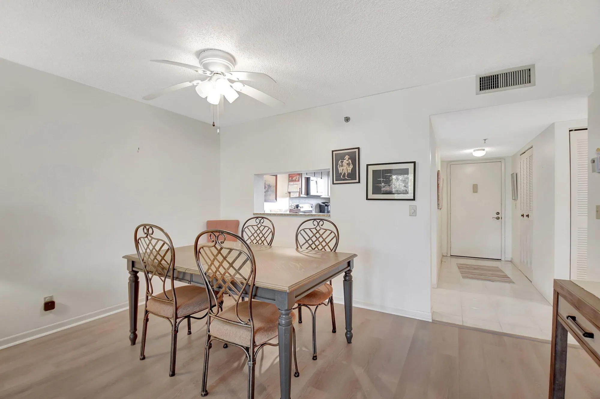 Property Slideshow image 8 of 21 | 7770 tahiti ln apt 306, Lake Worth, FL, 33467