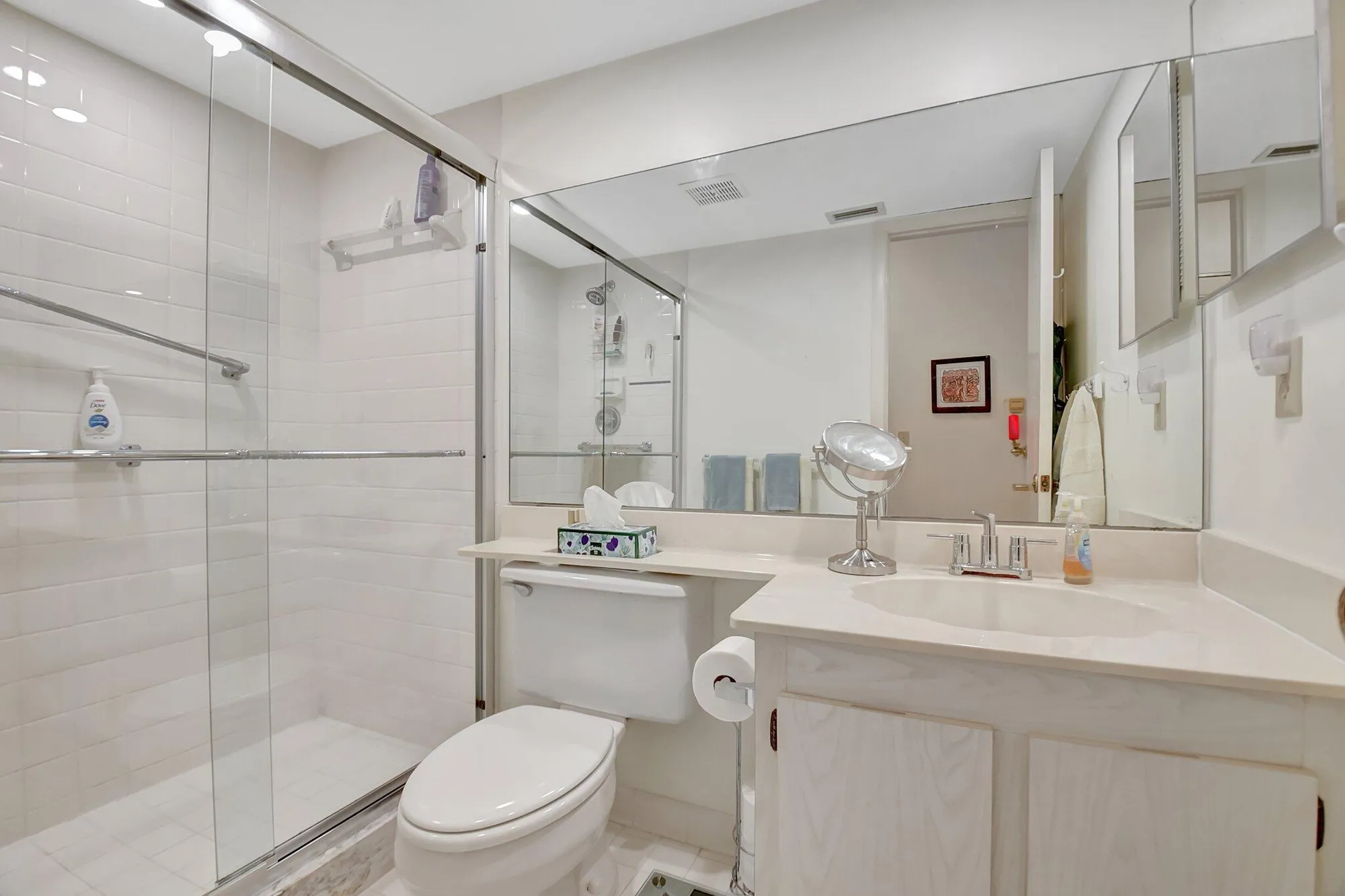 Property Slideshow image 10 of 21 | 7770 tahiti ln apt 306, Lake Worth, FL, 33467