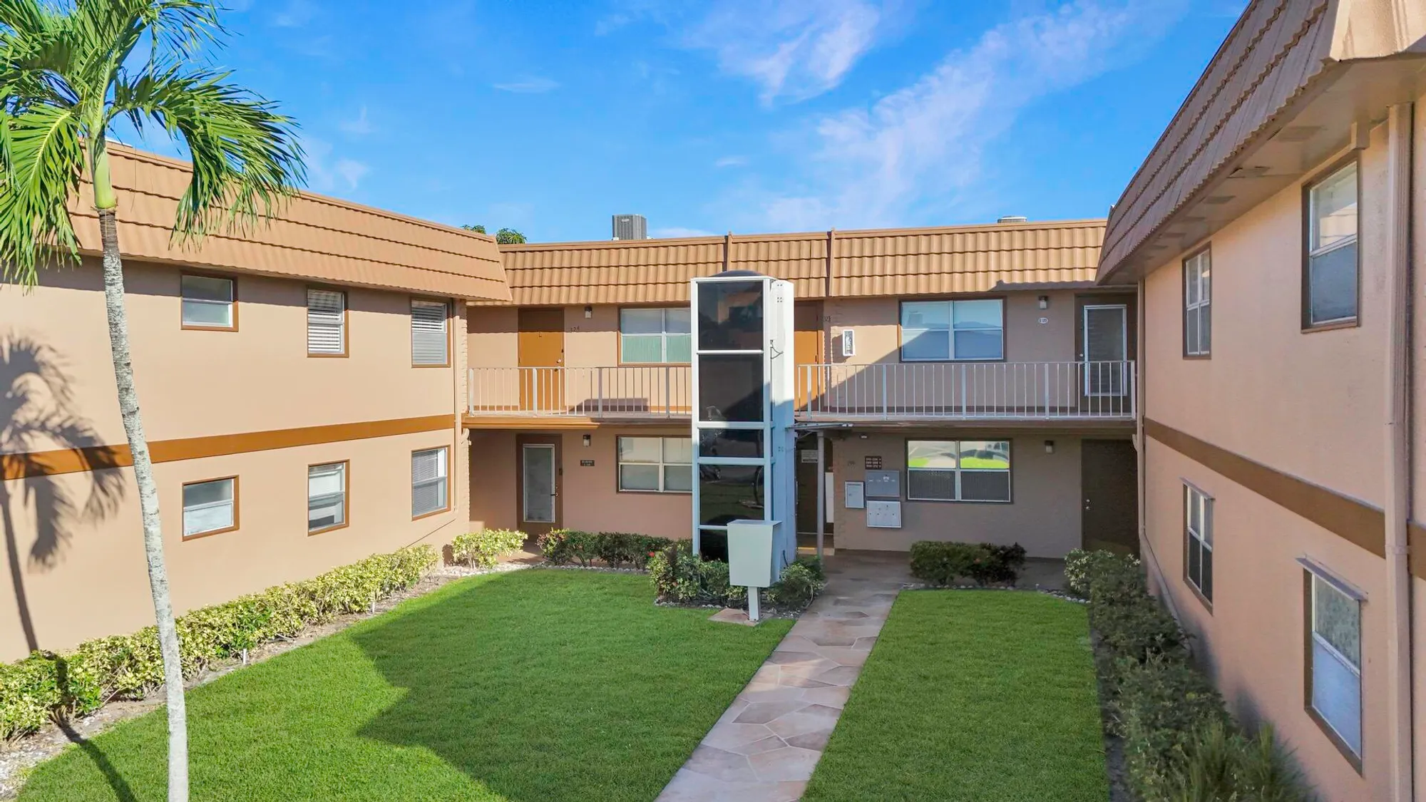 Property Slideshow image 14 of 31 | 308 brittany g, Delray Beach, FL, 33446