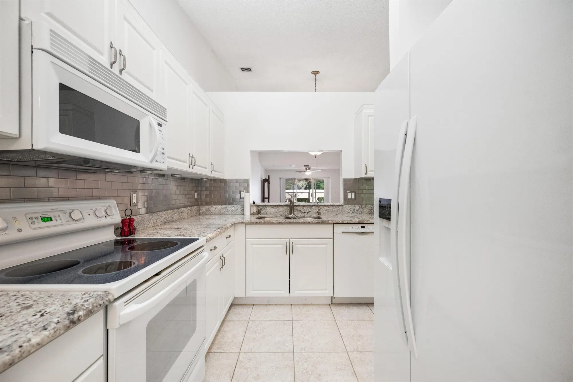 Property Slideshow image 11 of 27 | 11 sausalito dr, Boynton Beach, FL, 33436