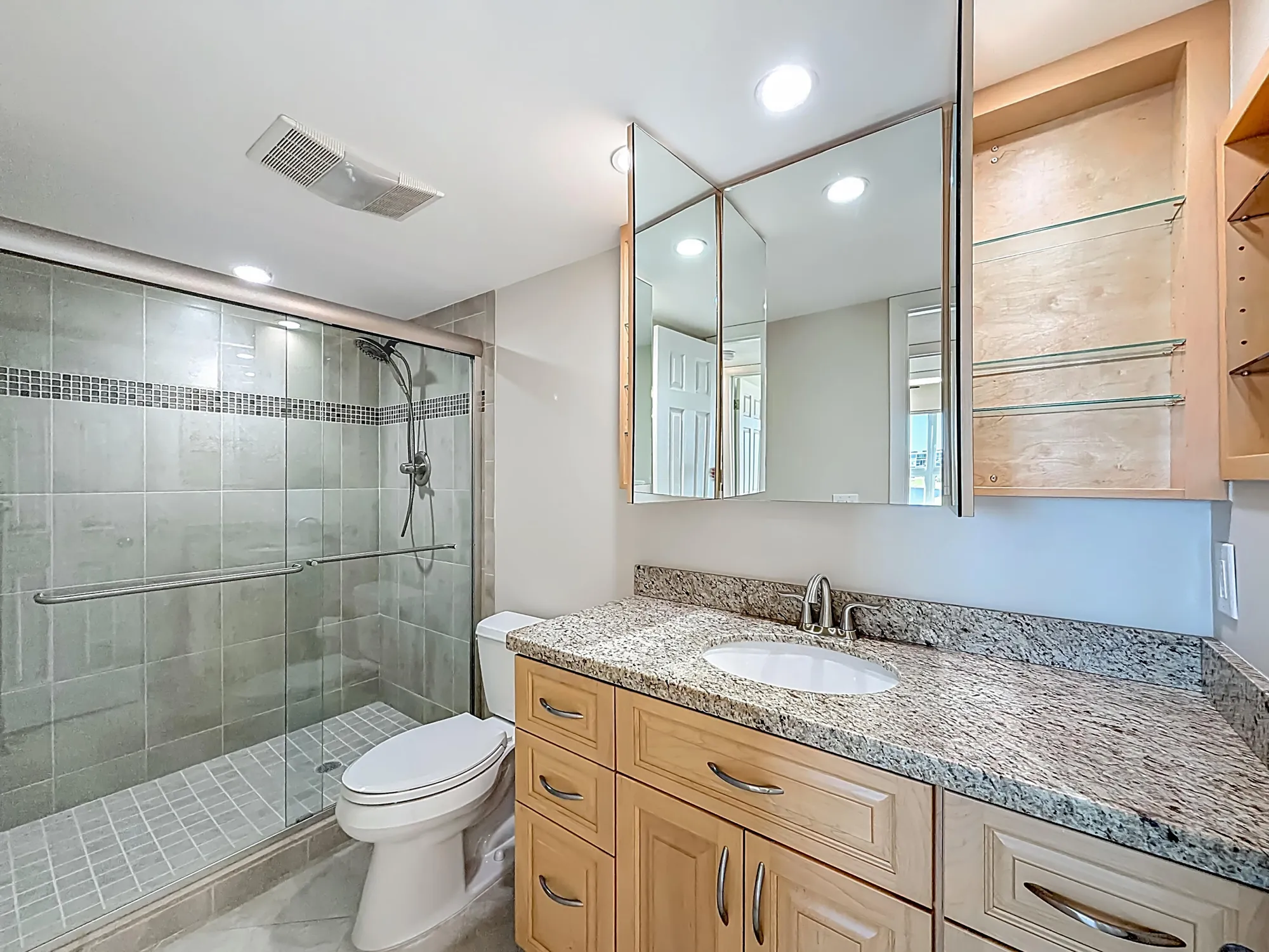 Property Slideshow image 26 of 57 | 4102 oakridge v, Deerfield Beach, FL, 33442