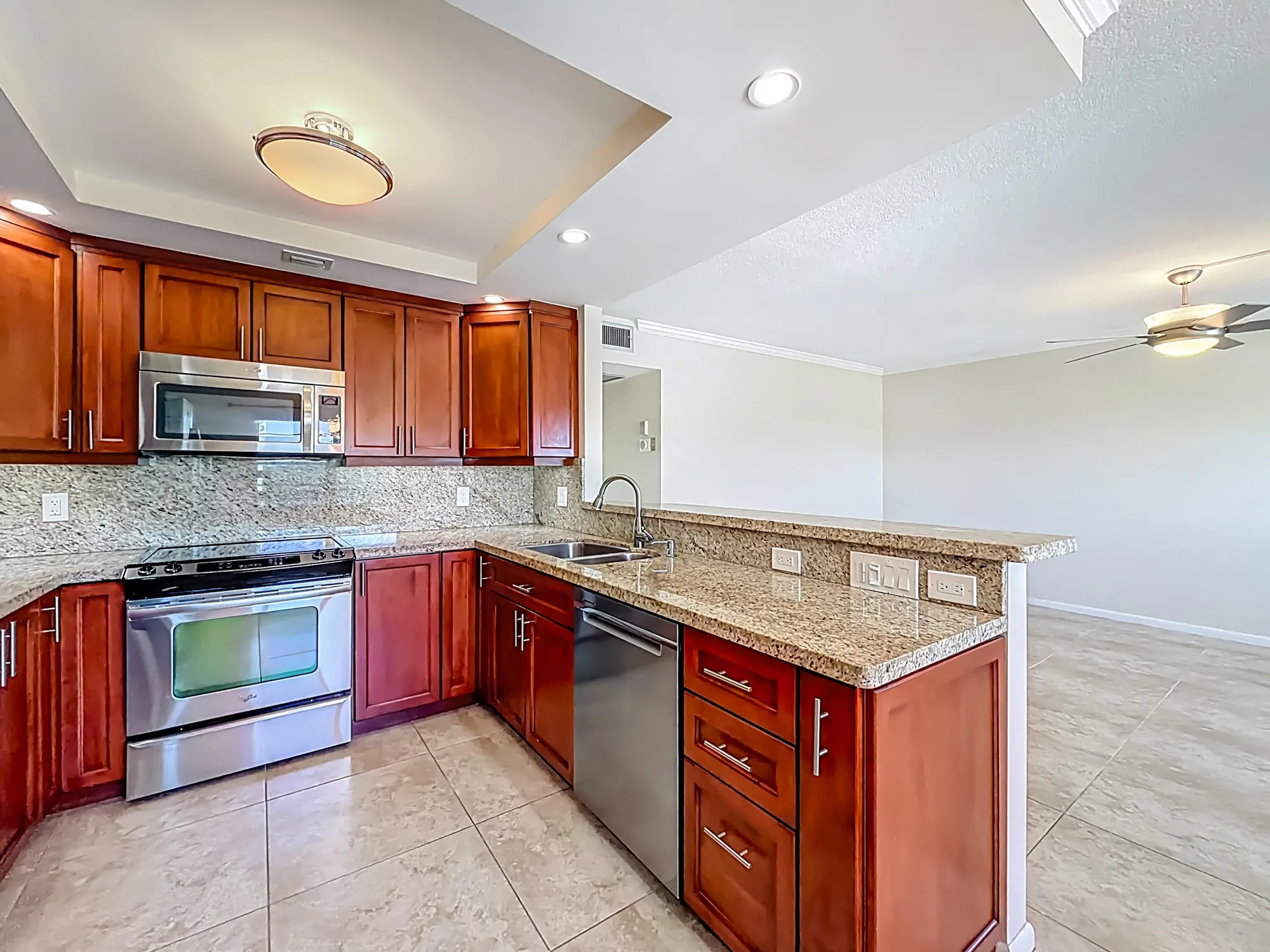 Property Slideshow image 8 of 57 | 4102 oakridge v, Deerfield Beach, FL, 33442