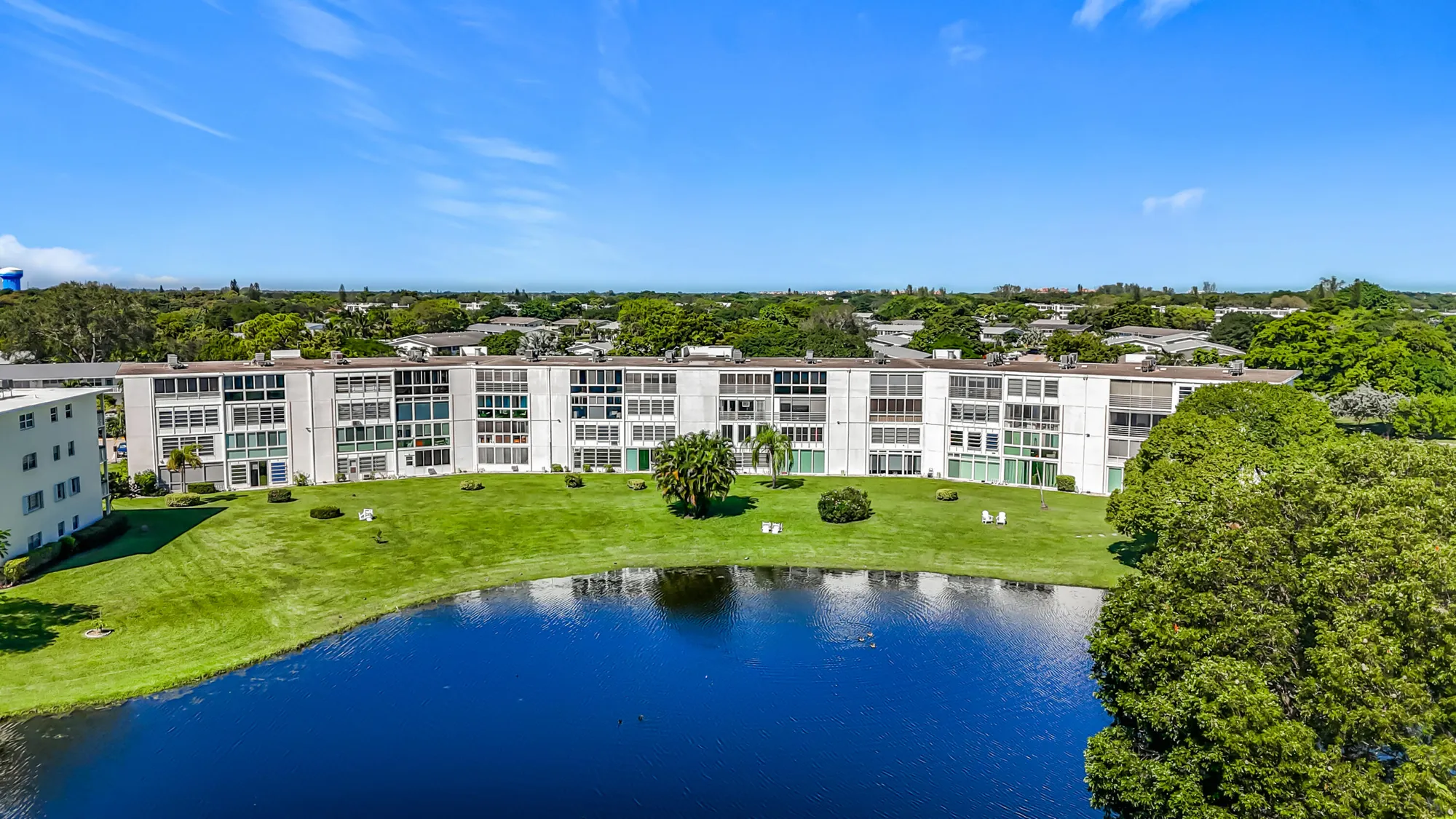 Property Slideshow image 35 of 57 | 4102 oakridge v, Deerfield Beach, FL, 33442