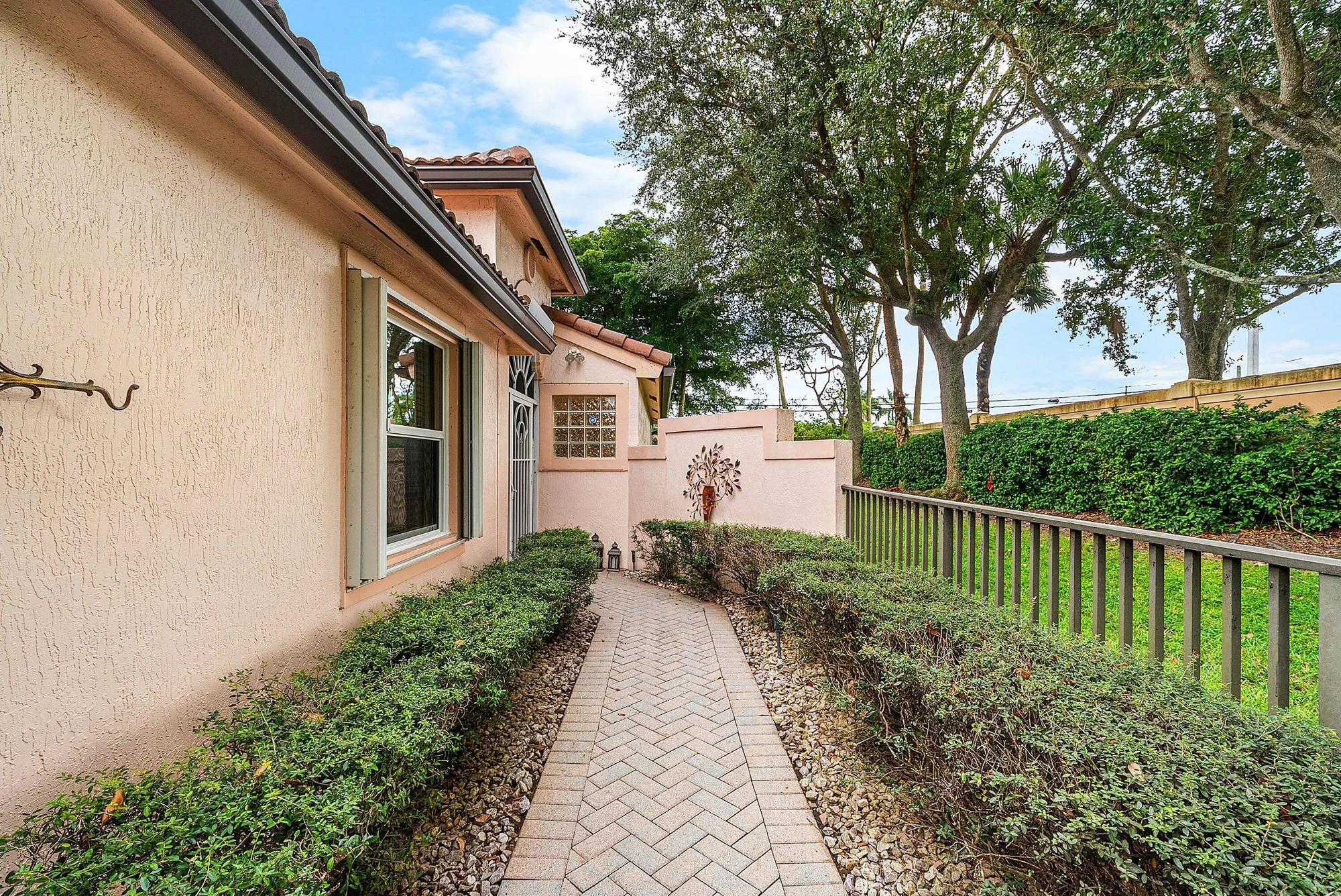 Property Slideshow image 2 of 54 | 11984 rosetree ter, Boynton Beach, FL, 33437