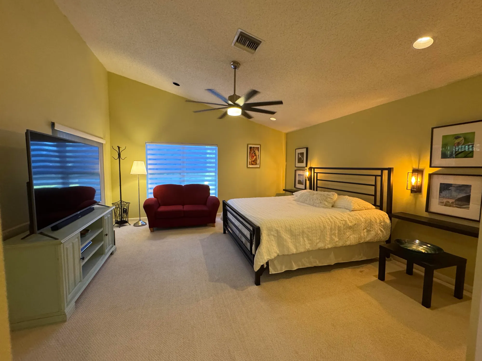 Property Slideshow image 17 of 28 | 11590 creekside dr, Boynton Beach, FL, 33437