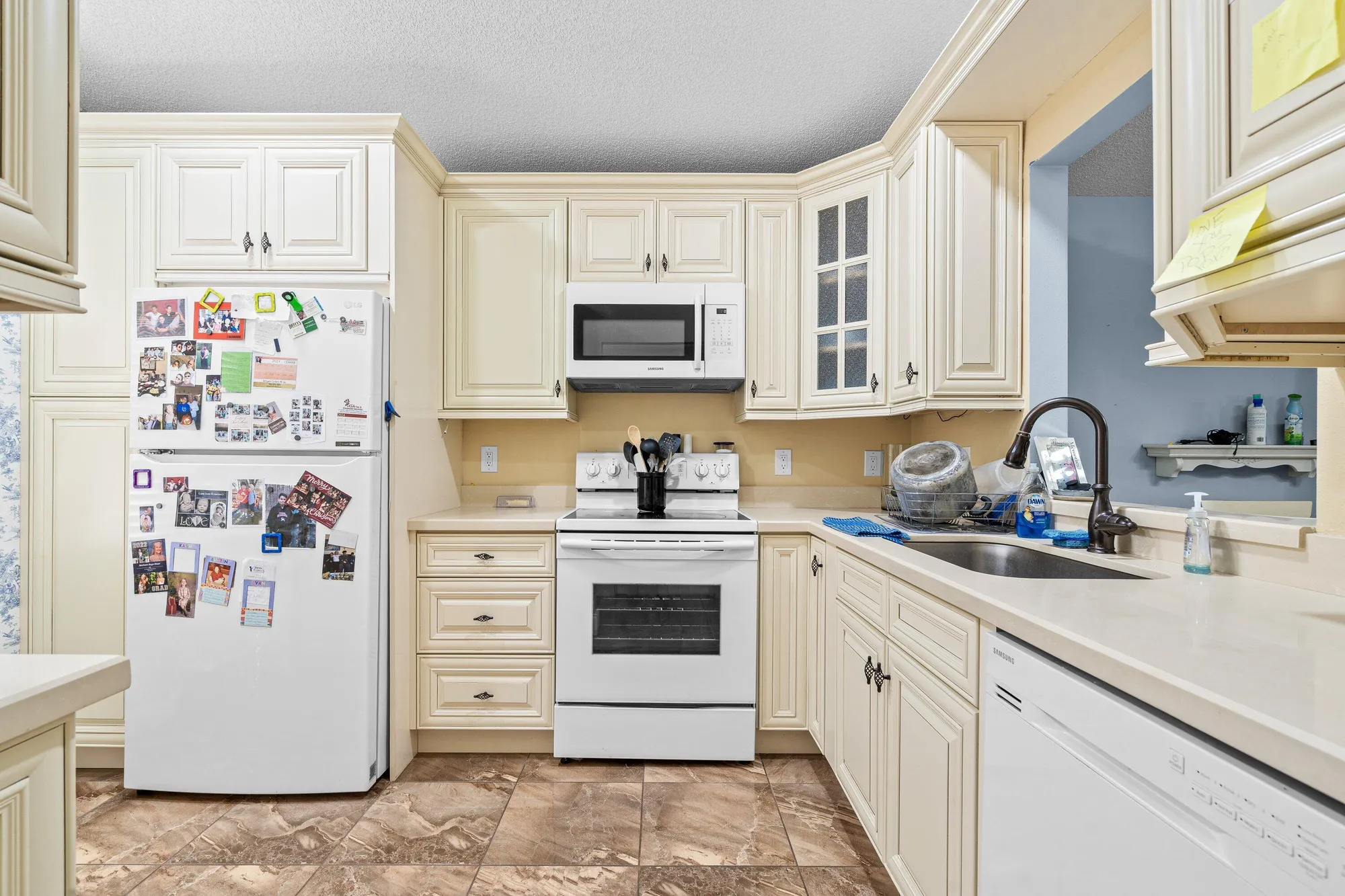 Property Slideshow image 4 of 20 | 8149 windgate dr, Boca Raton, FL, 33496