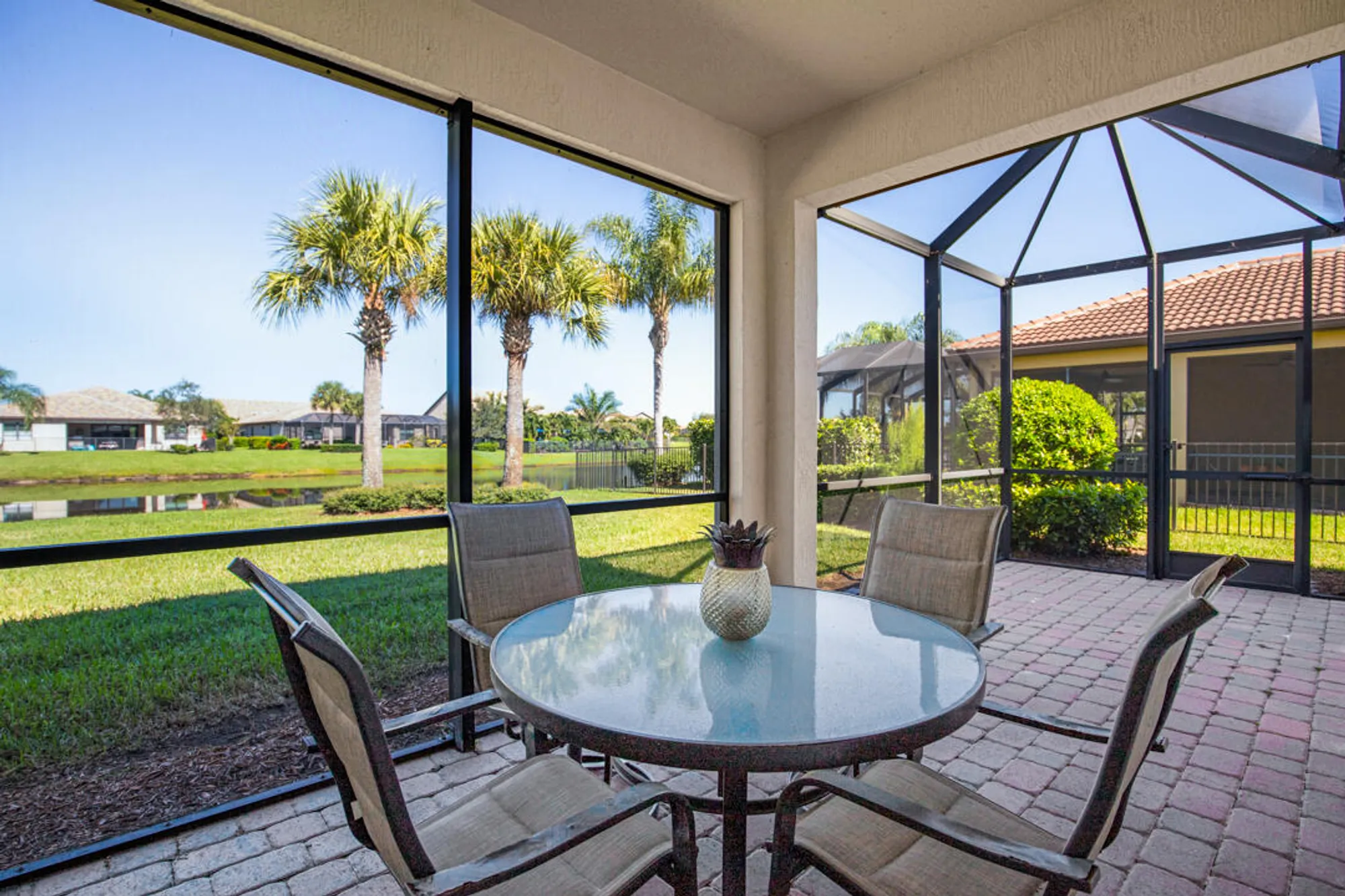 Property Slideshow image 25 of 47 | 649 se monteiro dr, Port Saint Lucie, FL, 34984