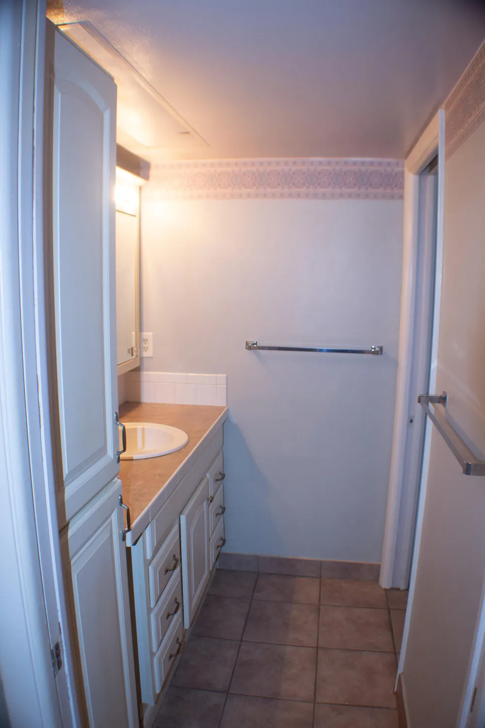 Property Slideshow image 12 of 15 | 2687 garden dr 101, Lake Worth, FL, 33461