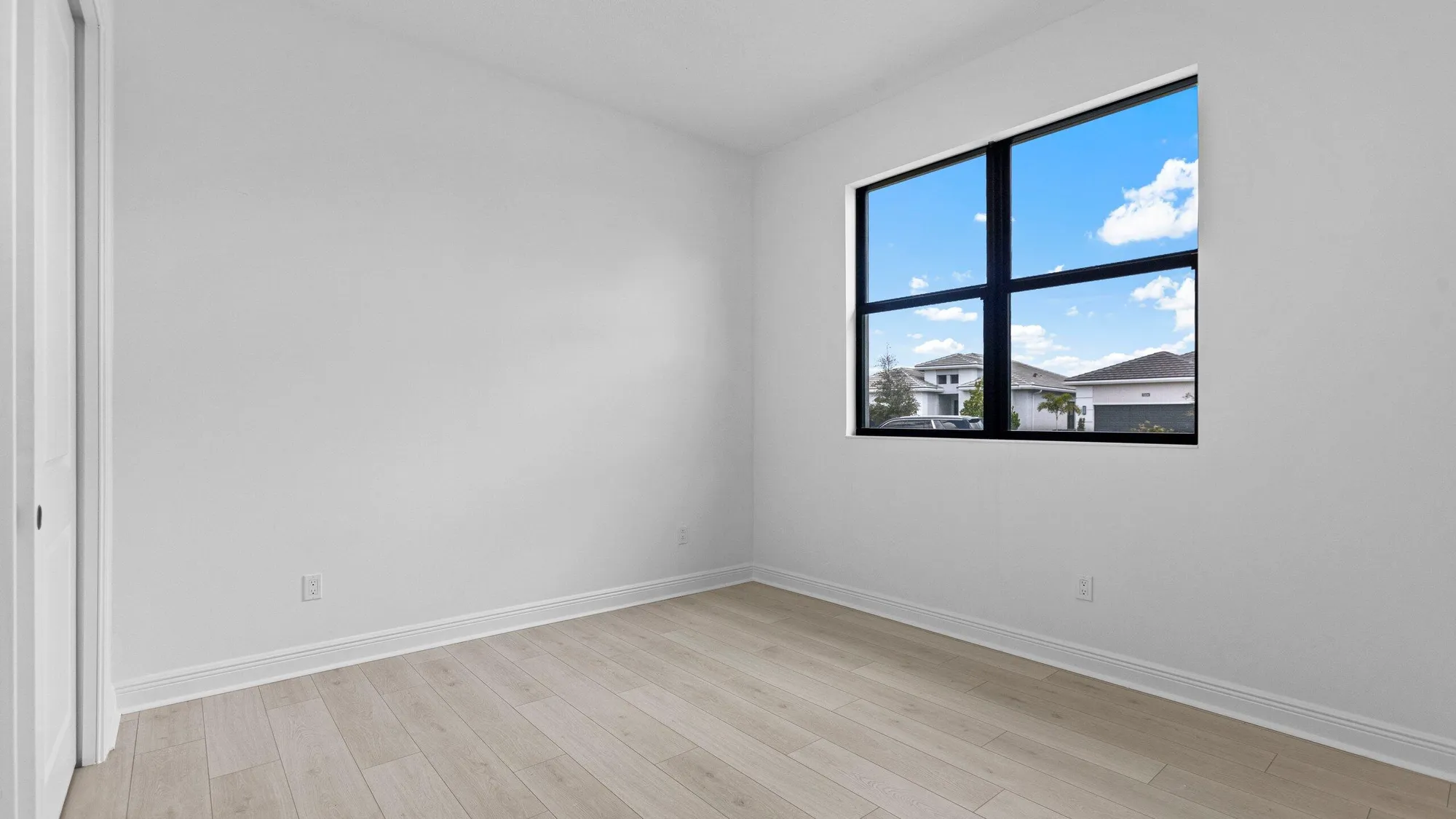 Property Slideshow image 18 of 50 | 5325 hutchinson way, Westlake, FL, 33470