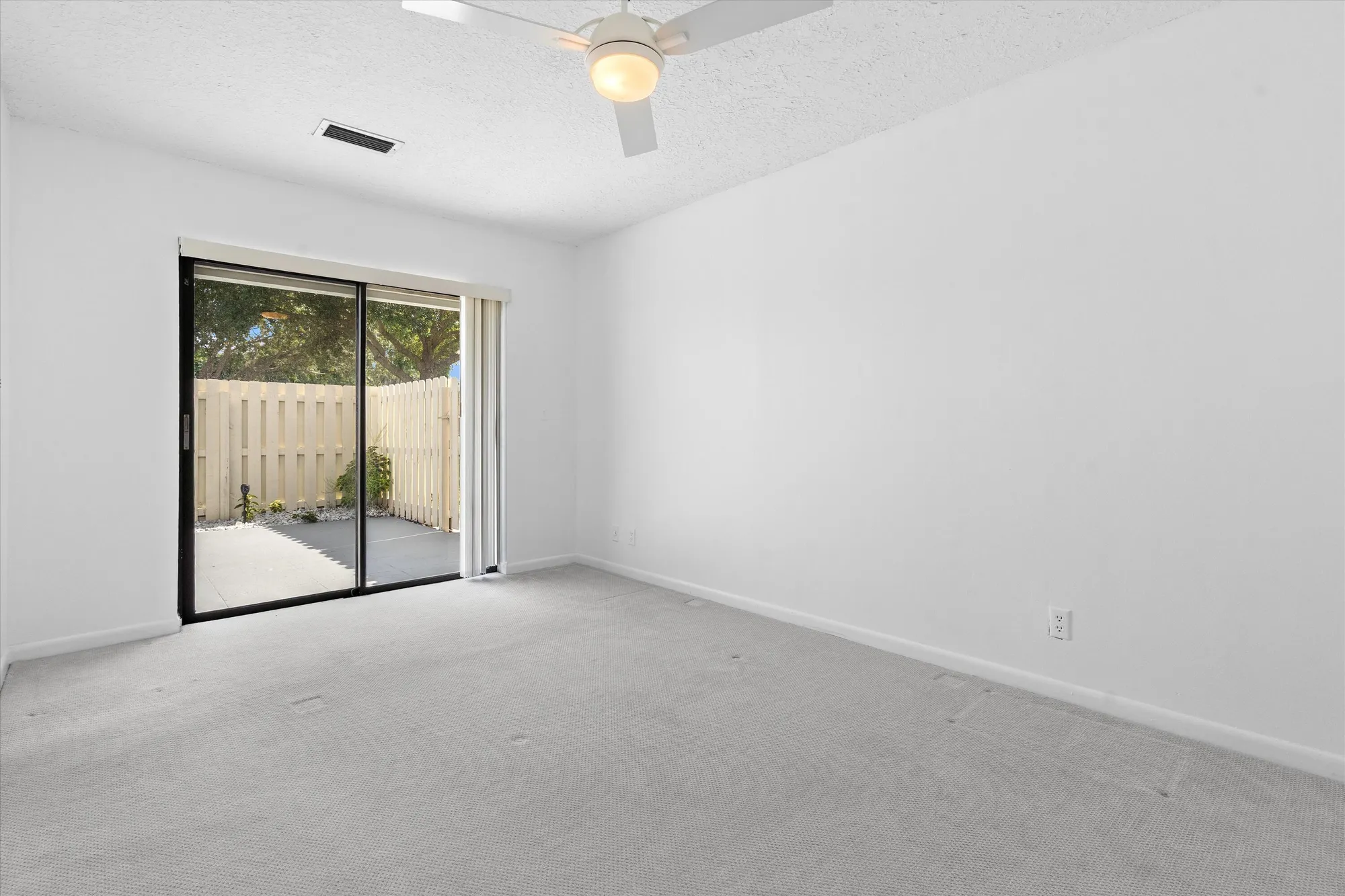 Property Slideshow image 14 of 33 | 922 nw 30th ave d, Delray Beach, FL, 33445