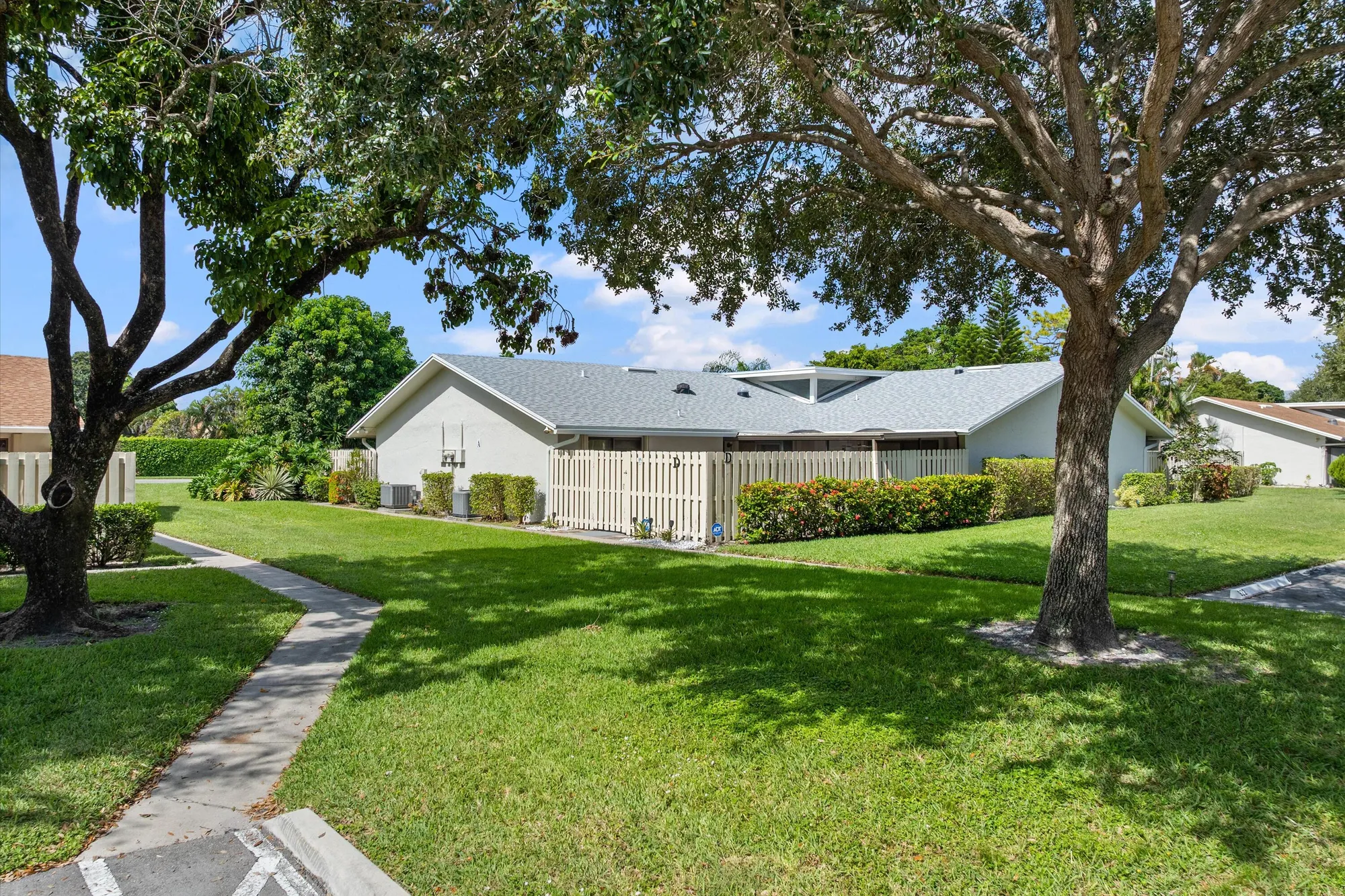 Property Slideshow image 1 of 33 | 922 nw 30th ave d, Delray Beach, FL, 33445