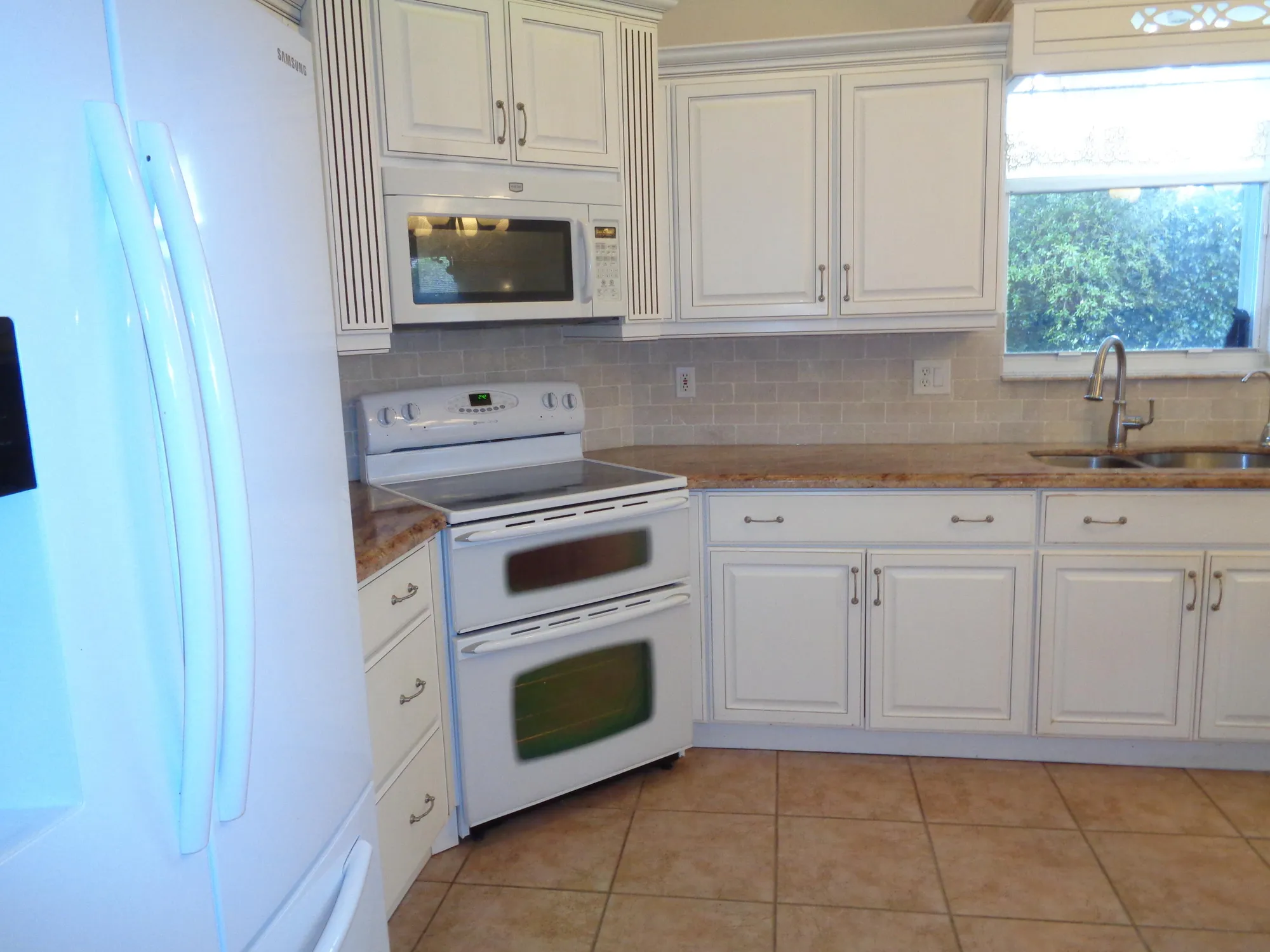 Property Slideshow image 9 of 30 | 6690 jog palm dr a, Boynton Beach, FL, 33437