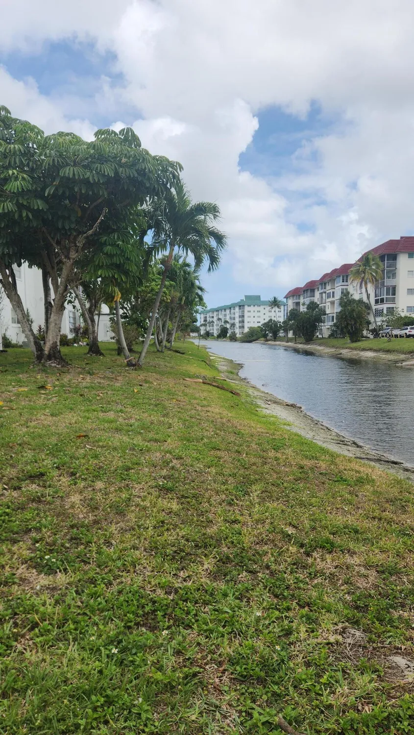 Property Slideshow image 32 of 32 | 4880 nw 22nd st ph, Lauderhill, FL, 33313