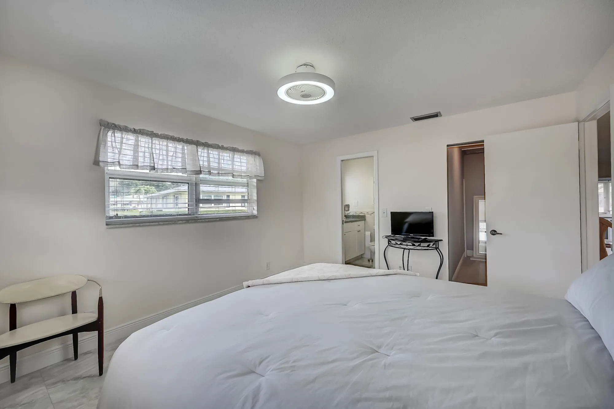 Property Slideshow image 17 of 38 | 227 cardinal ln, Delray Beach, FL, 33445