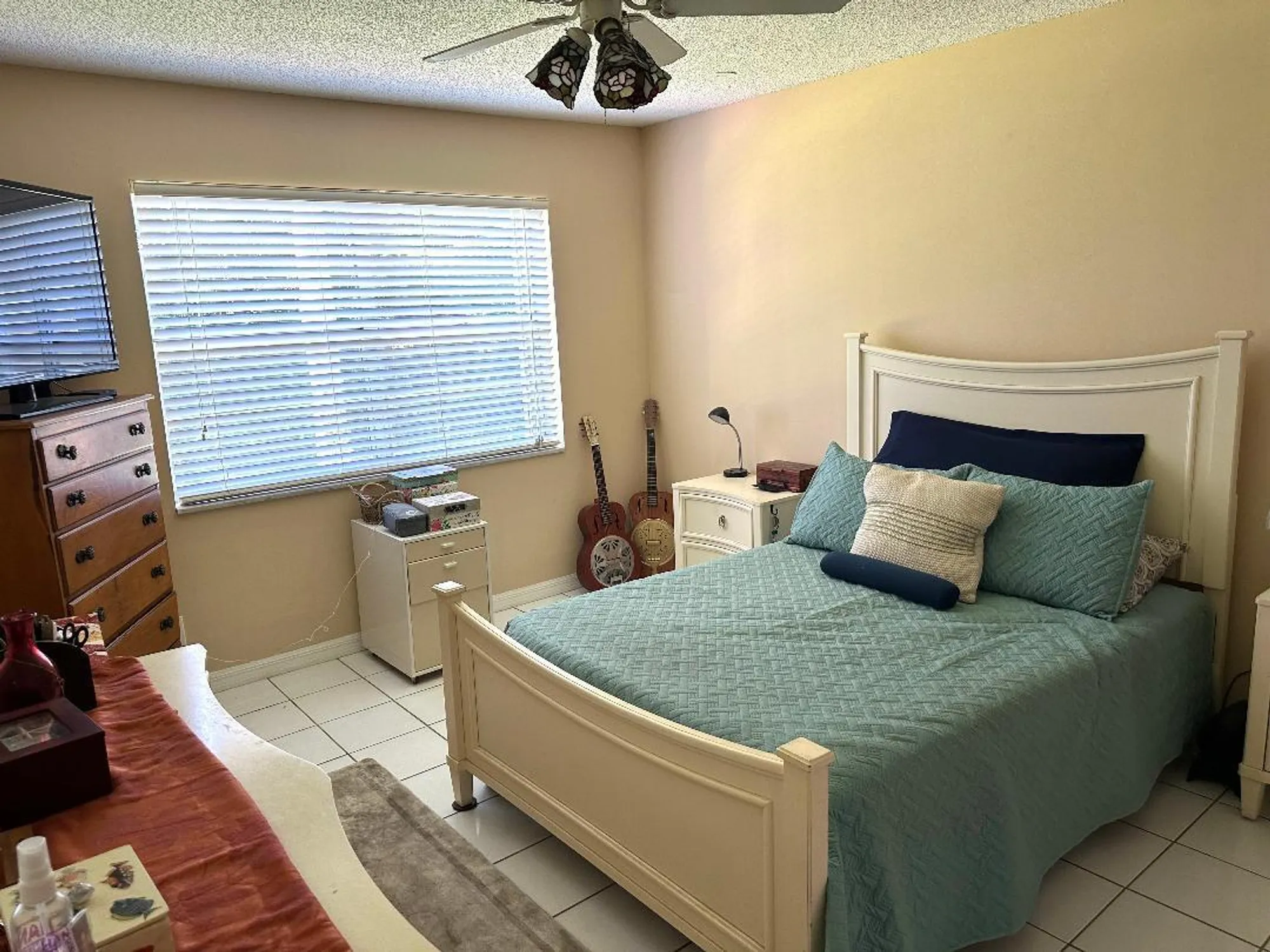 Property Slideshow image 9 of 14 | 215 lake carol dr, West Palm Beach, FL, 33411