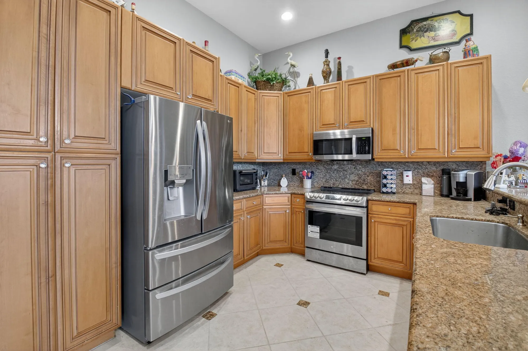 Property Slideshow image 10 of 70 | 13571 morocca lake ln, Delray Beach, FL, 33446